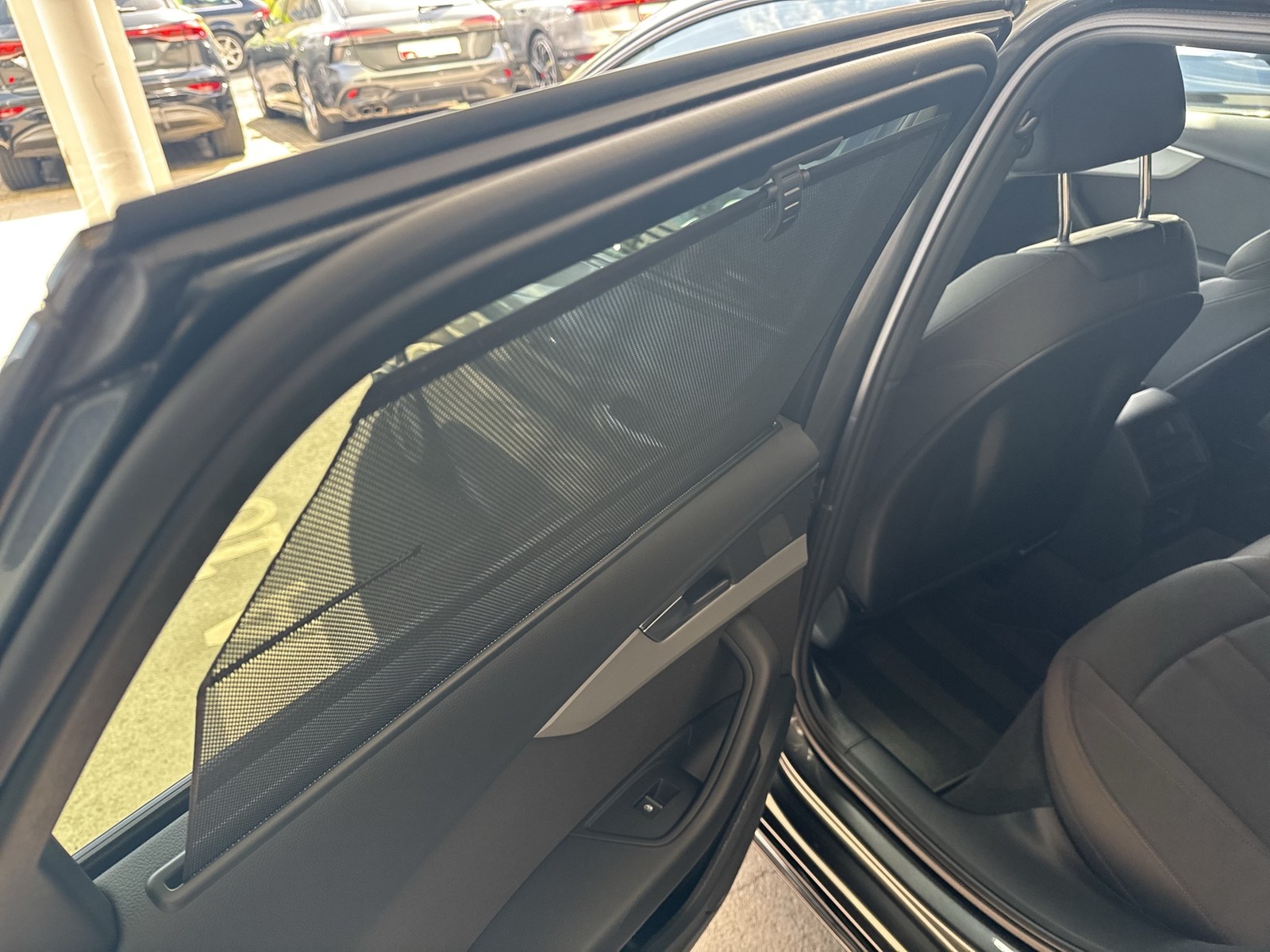 Audi A4 Avant 30 S LINE BLACKPAK CAM LM19 eKLAPPE NAVI+