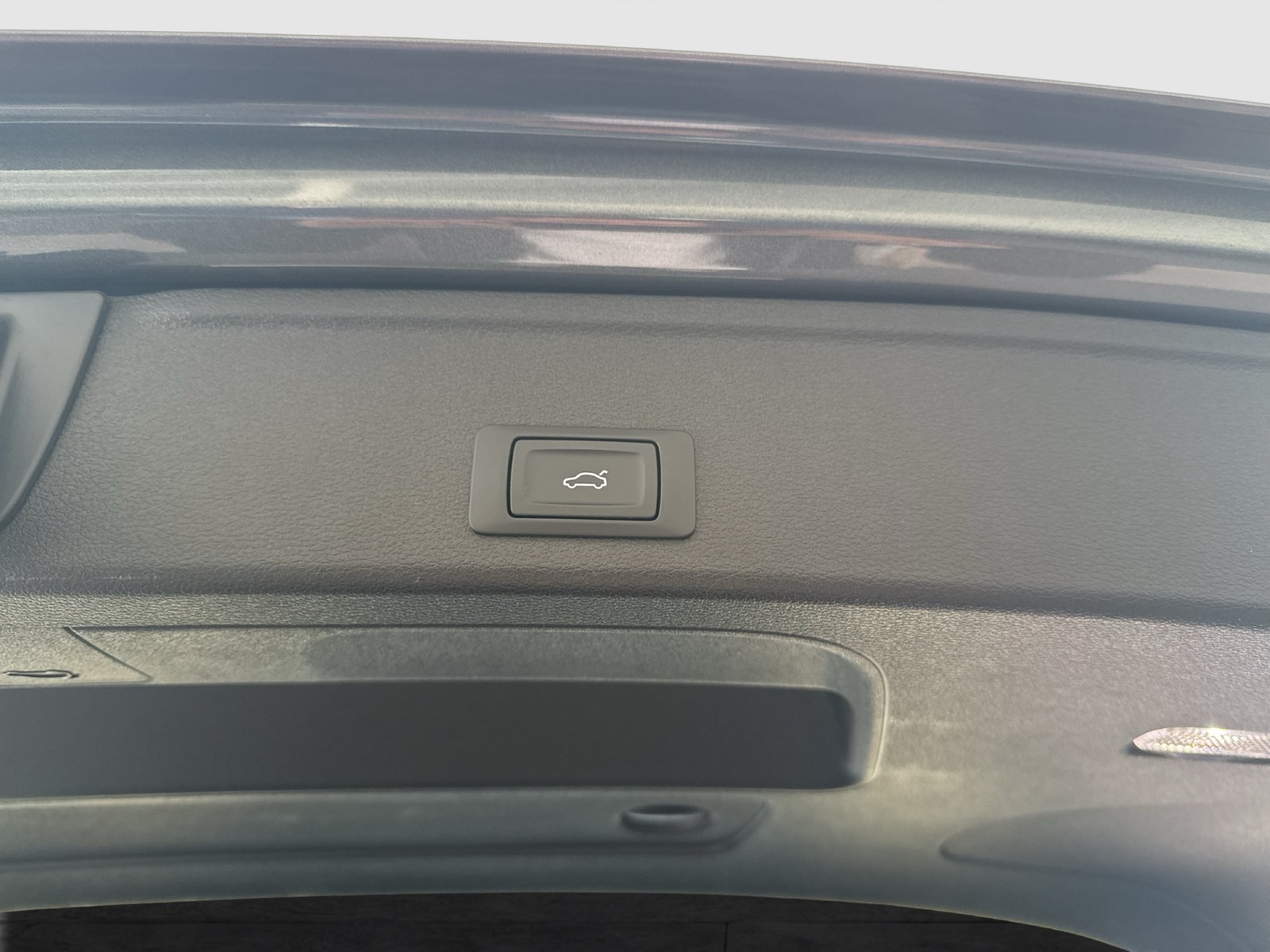 Audi A4 Avant 30 S LINE BLACKPAK CAM LM19 eKLAPPE NAVI+