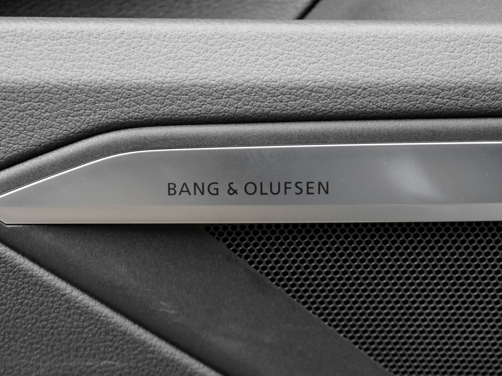 Audi Q8 e-tron 50 quattro S LINE BLACKPAK B&O LM20