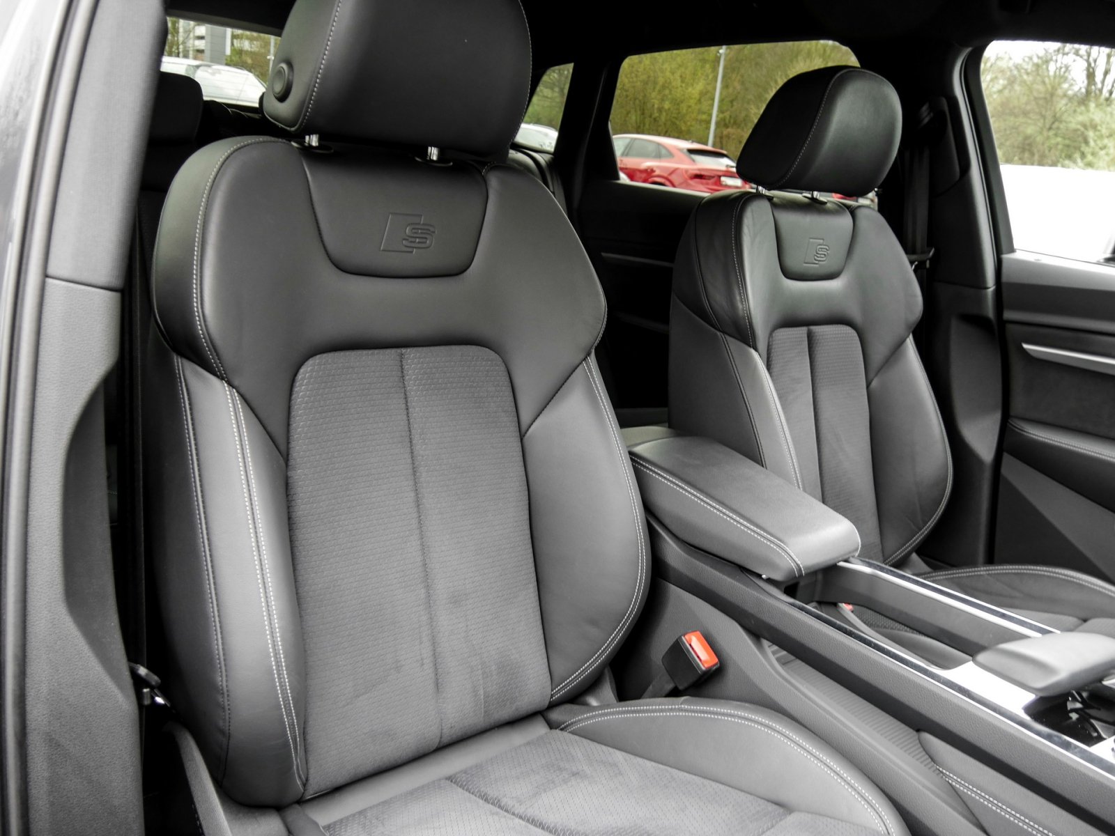 Audi Q8 e-tron 50 quattro S LINE BLACKPAK B&O LM20
