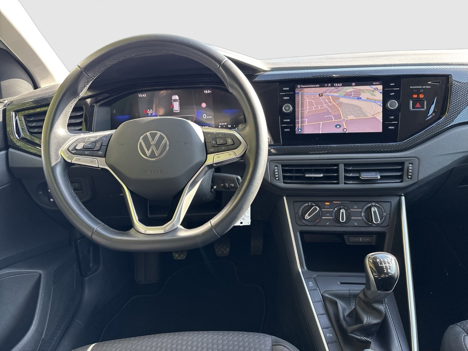 Volkswagen Polo 1.0 LIFE NAVI CARPLAY SITZHEIZUNG LED KLIMA