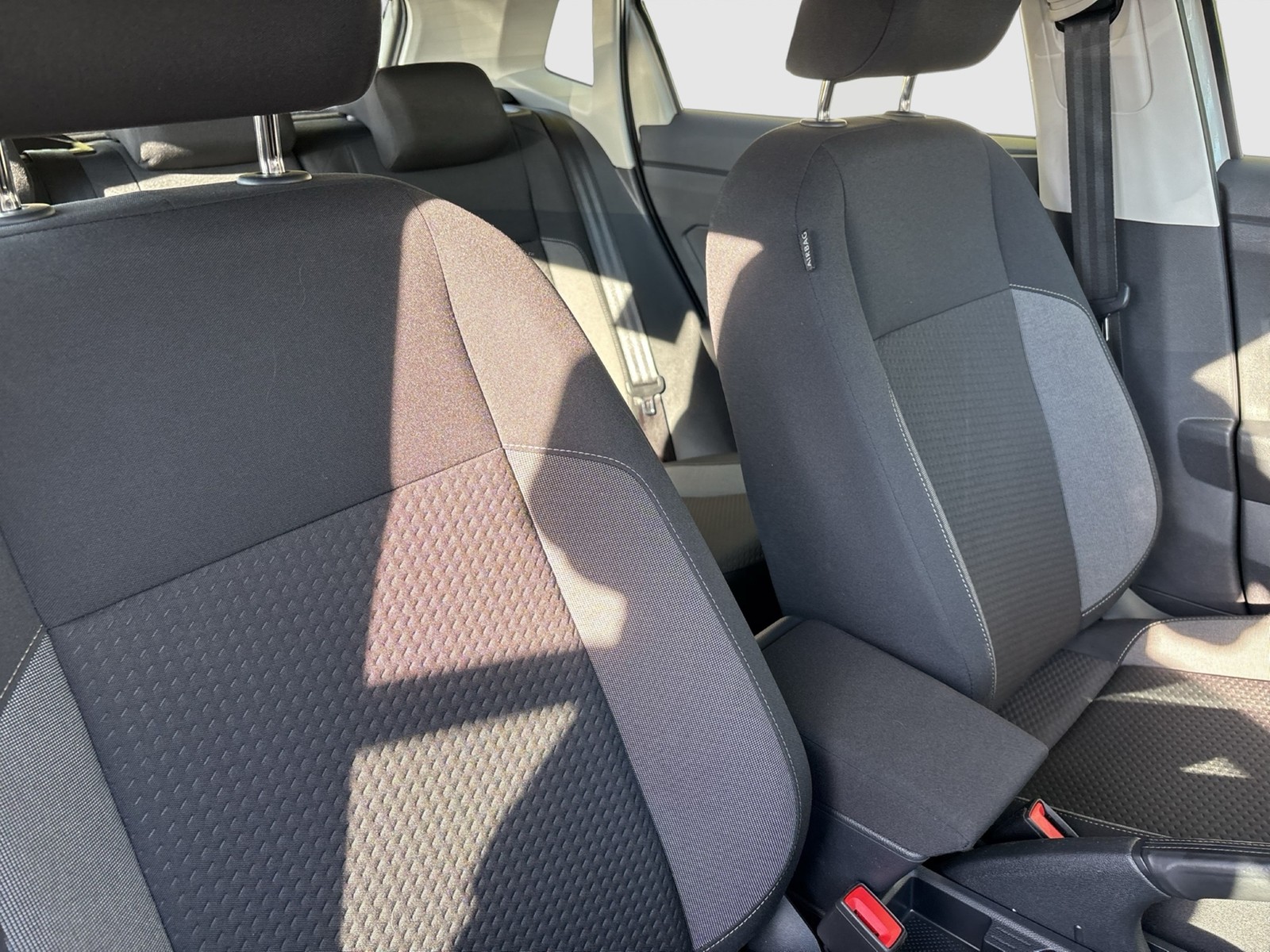 Volkswagen Polo 1.0 LIFE NAVI CARPLAY SITZHEIZUNG LED KLIMA