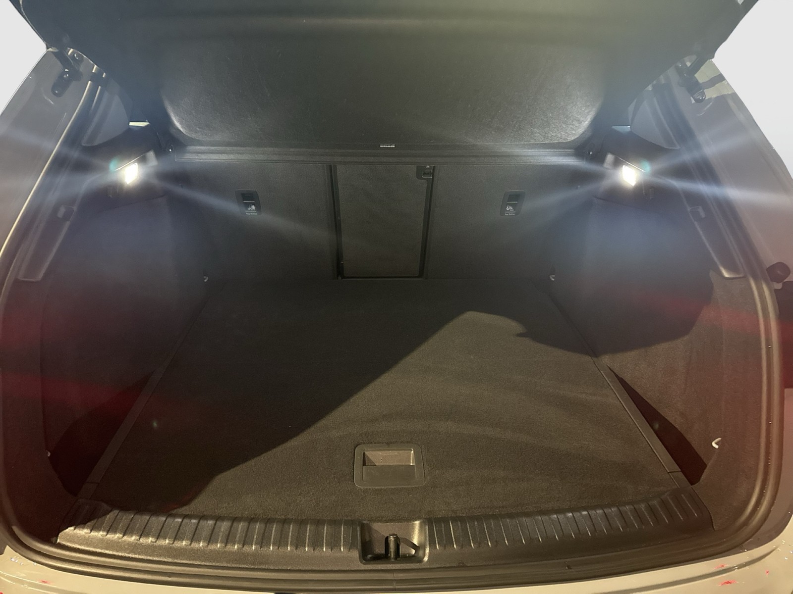 Audi Q4 e-tron 40 advanced PANO KAMERA ALU19 NAVI+