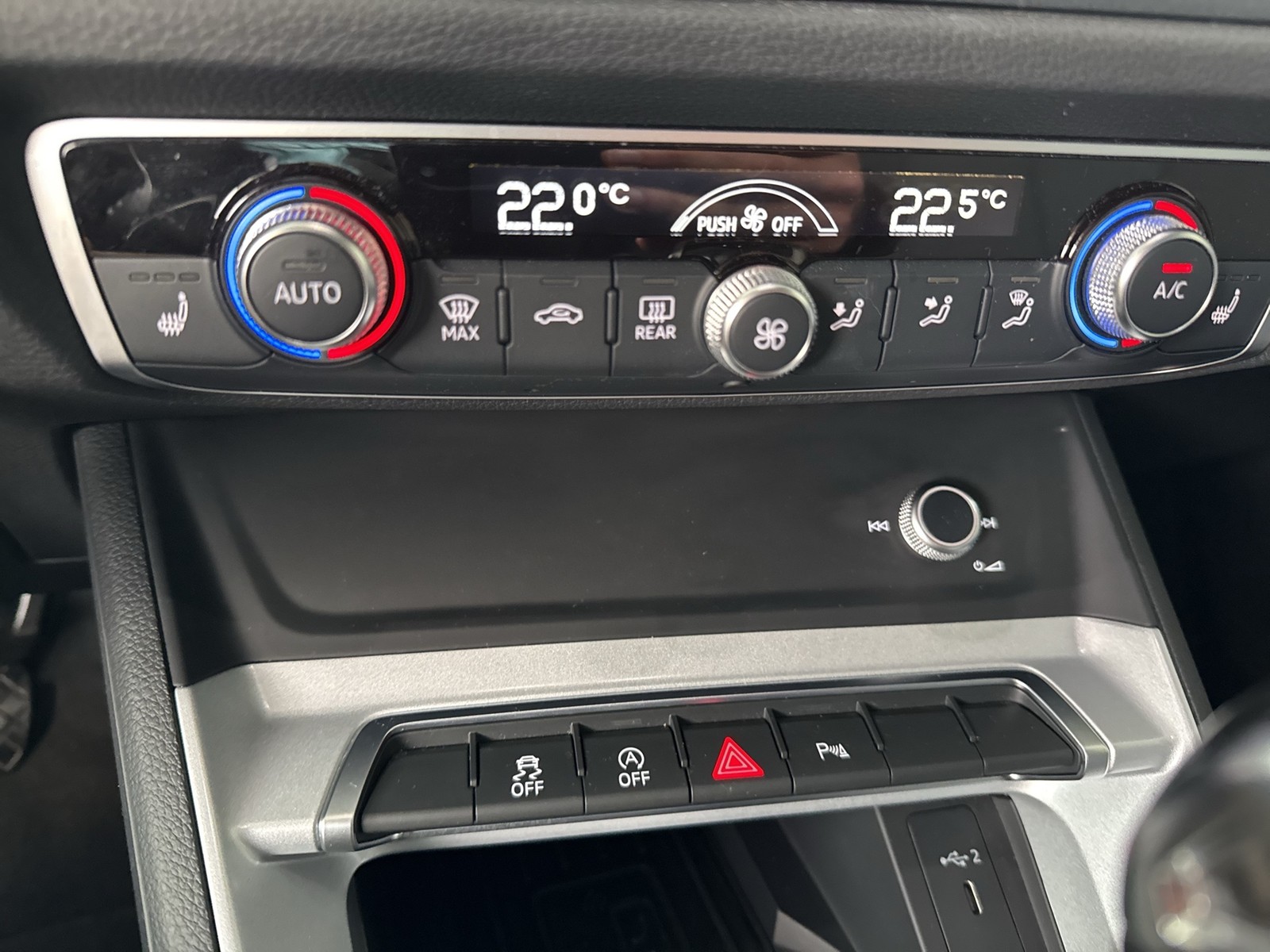 Audi Q3 35 advanced ALU18 eKLAPPE NAVI+ VIR.COCKPIT