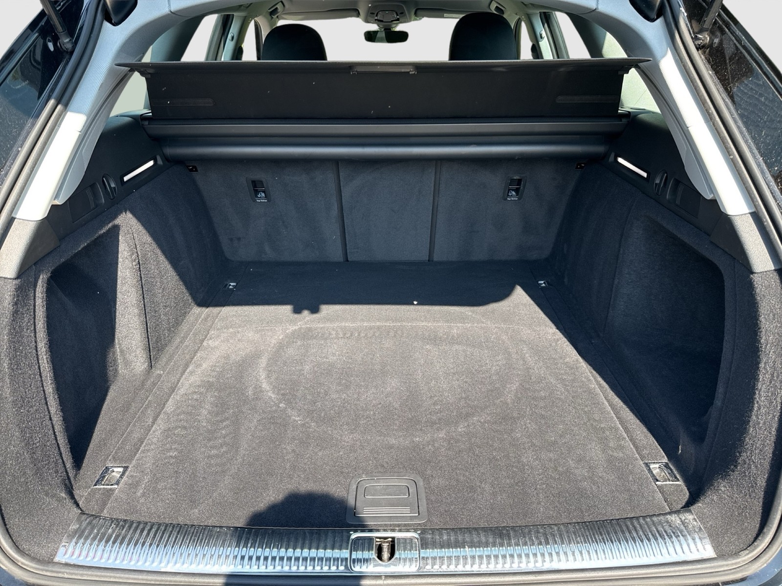 Audi A4 Avant 35 NAVI+ ALU SITZHZ. TEMPOMAT EINPARKH.