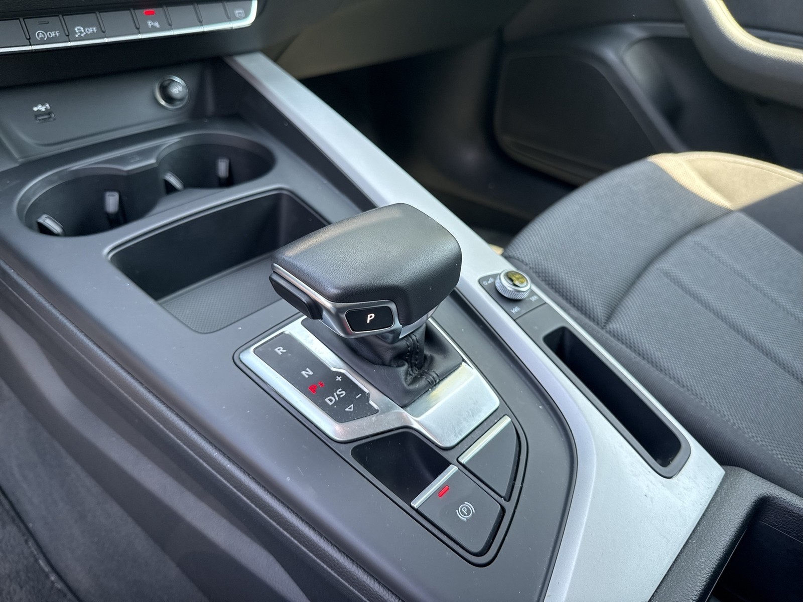 Audi A4 Avant 35 NAVI+ ALU SITZHZ. TEMPOMAT EINPARKH.