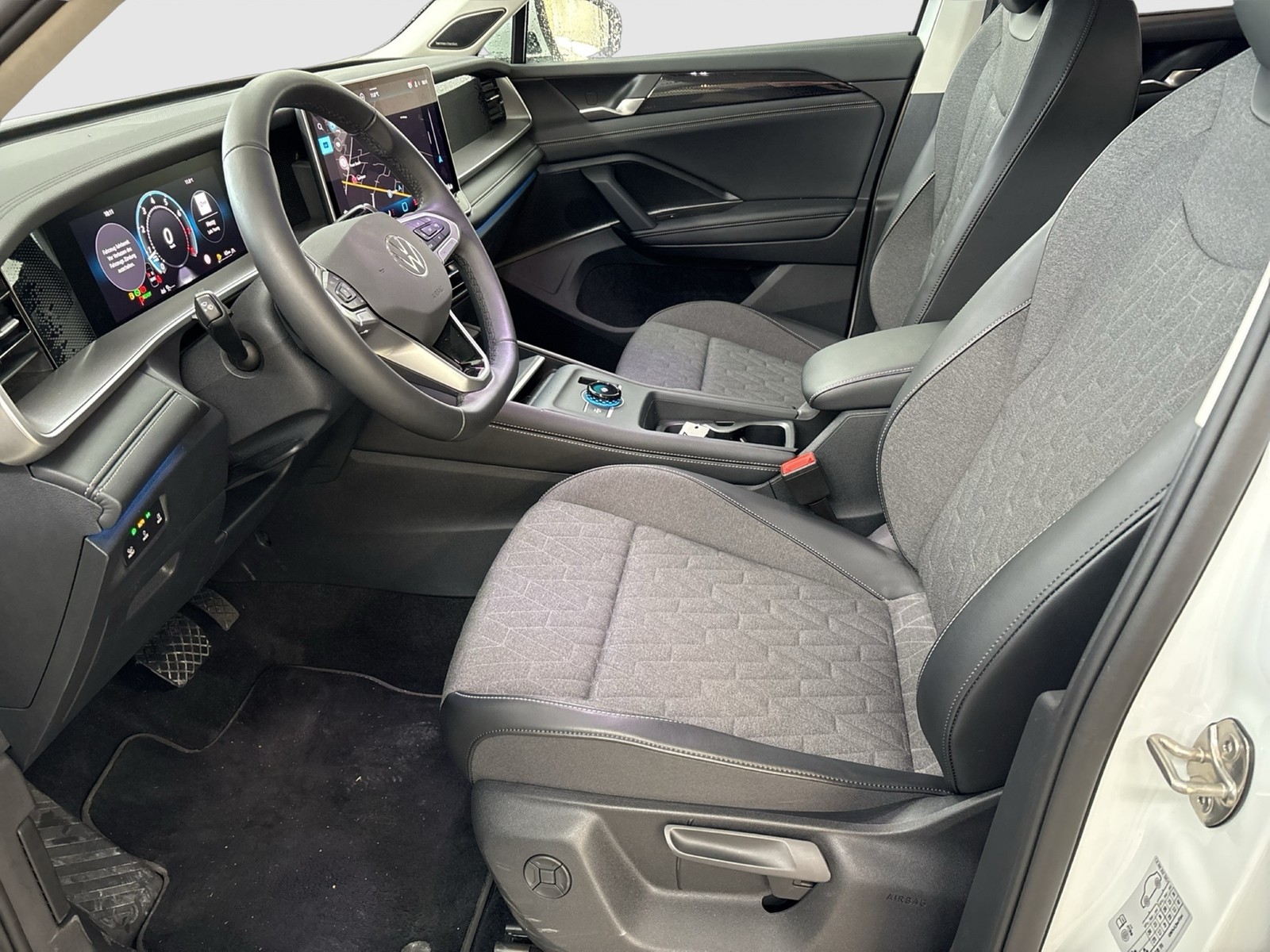Volkswagen Tayron 1.5 eTSI LIFE HARMAN KARDON AHK CAM ACC