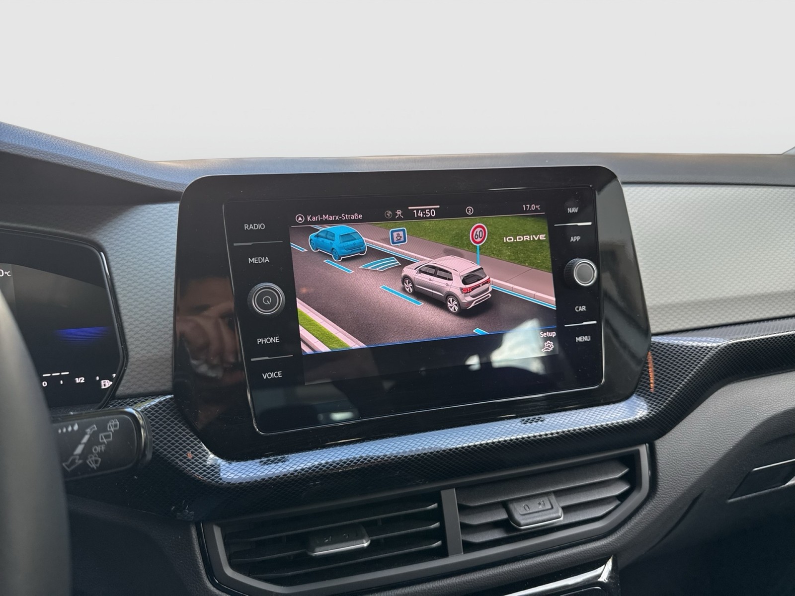 Volkswagen T-Cross 1.5 LIFE CAM ACC NAVI CARPLAY ALU SITZHZ