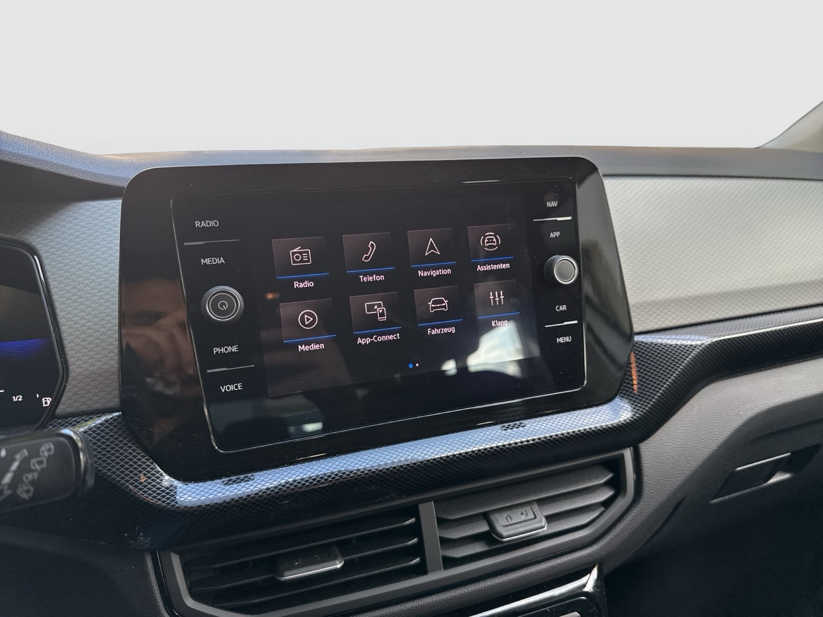 Volkswagen T-Cross 1.5 LIFE CAM ACC NAVI CARPLAY ALU SITZHZ