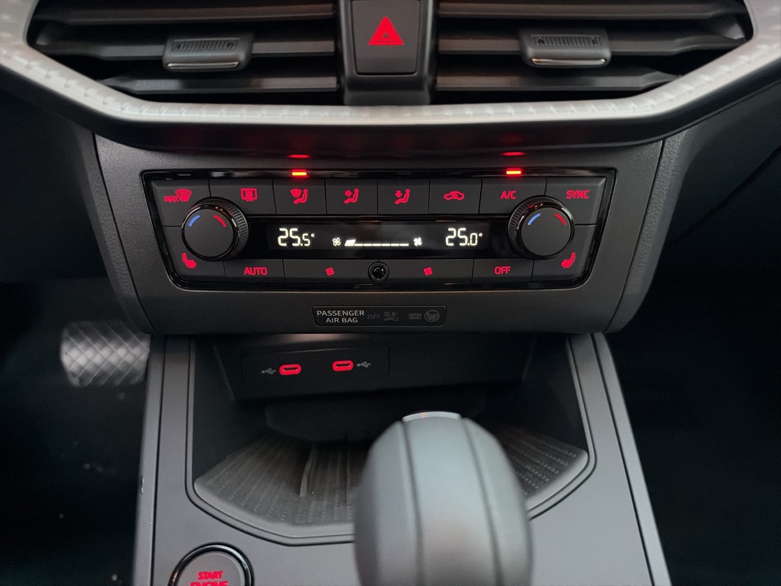 Seat Arona 1.5 FR AHK CAM ACC LM18 NAVI CARPLAY LED