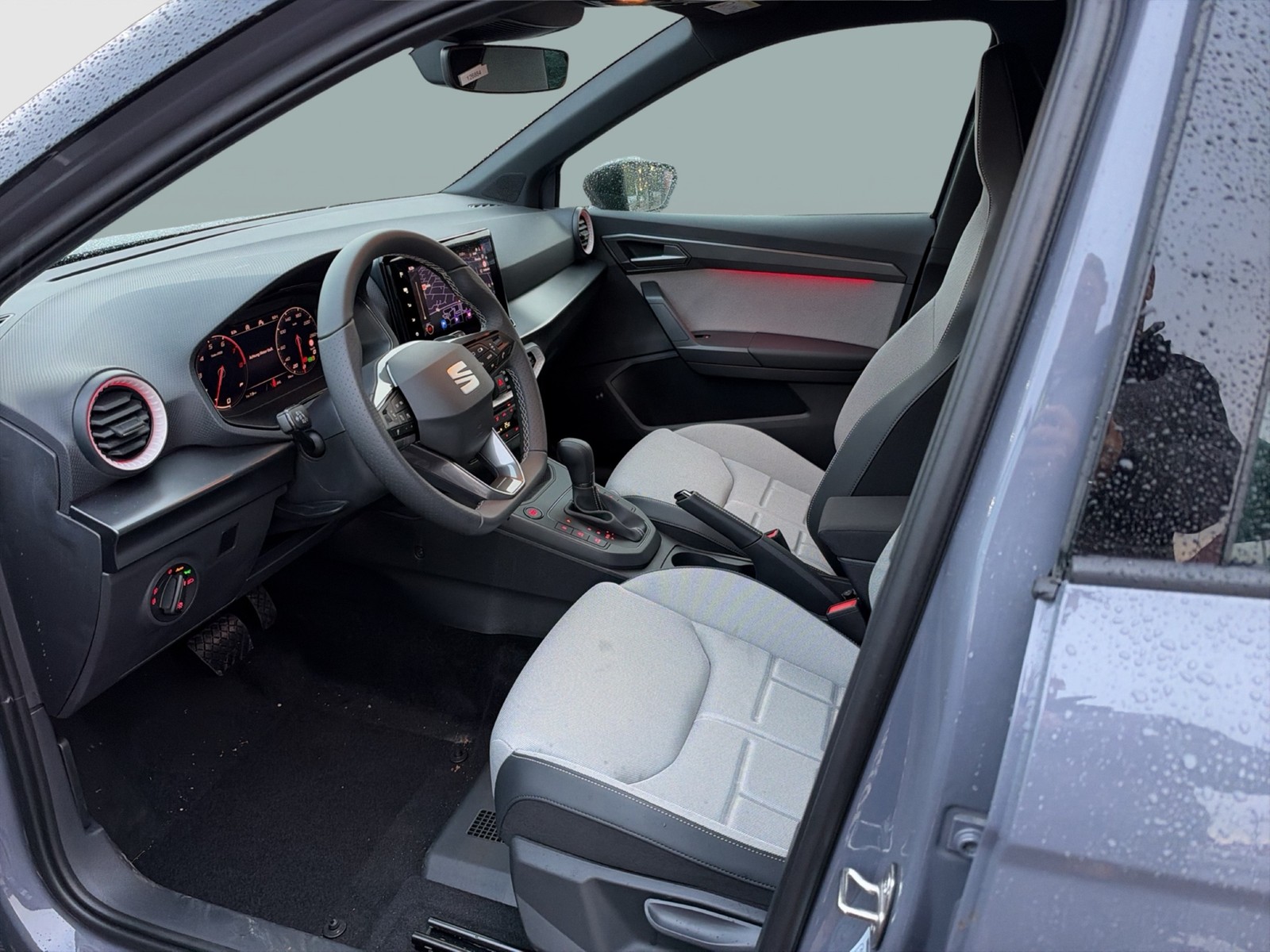 Seat Arona 1.5 FR AHK CAM ACC LM18 NAVI CARPLAY LED