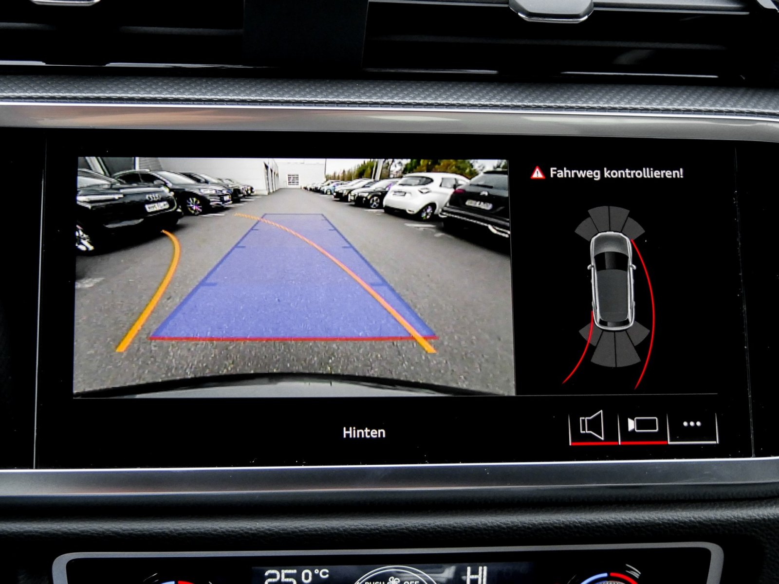 Audi Q3 35 TFSI S tronic S Line Pano+LED+SONOS+AHK+2xSLine+Klima+