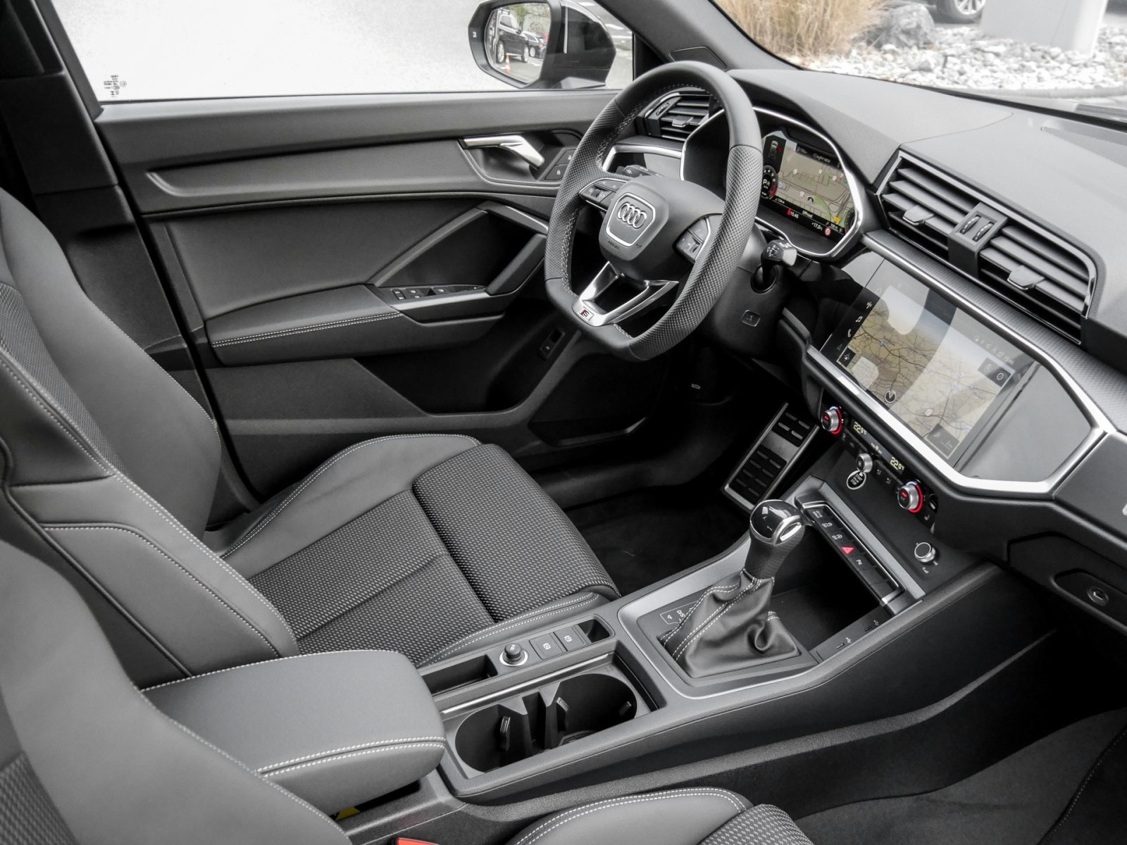 Audi Q3 35 TFSI S tronic S Line Kamera+AHK+LED+APS+Optikpaket+