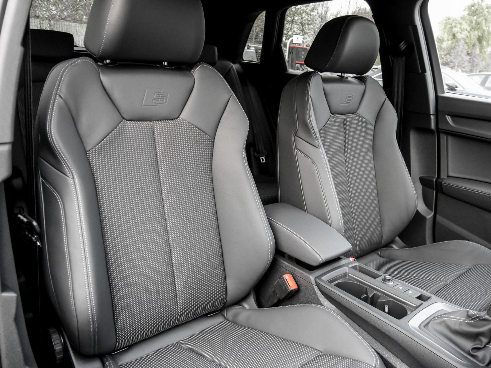 Audi Q3 35 TFSI S tronic S Line Kamera+AHK+LED+APS+Optikpaket+