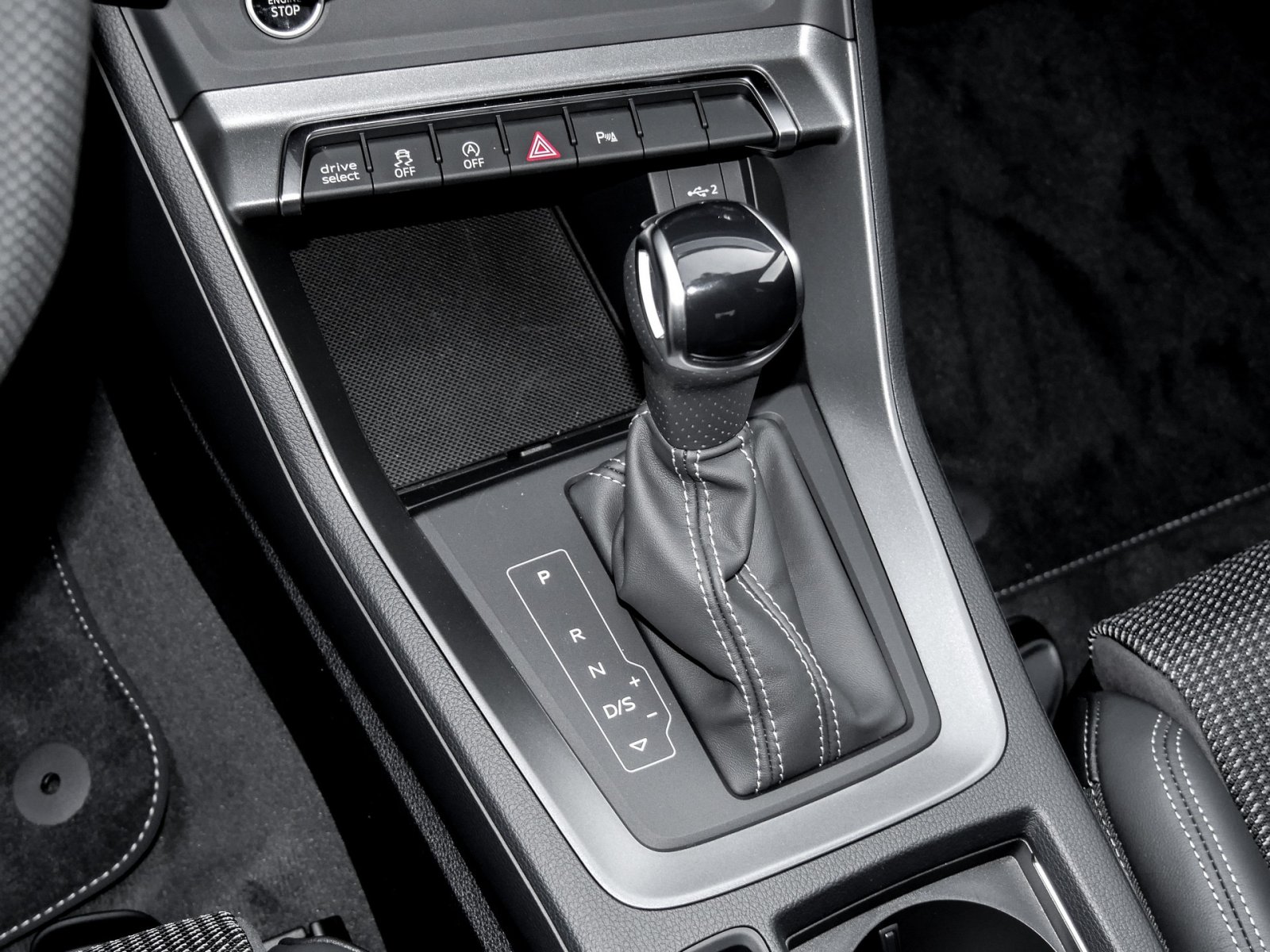 Audi Q3 35 TFSI S tronic S Line Kamera+AHK+LED+APS+Optikpaket+