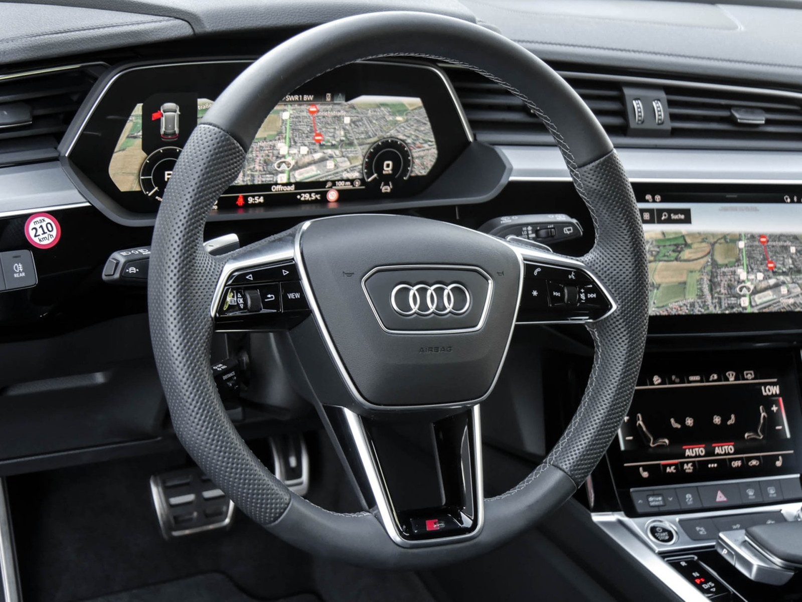 Audi Q8 e-tron 50 quattro S LINE BLACKPAK 360CAM LM20