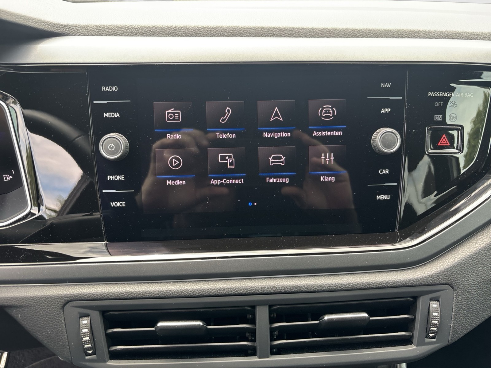 Volkswagen Taigo 1.0 R-LINE ACC MATRIX CARPLAY LM17 SITZHZ.
