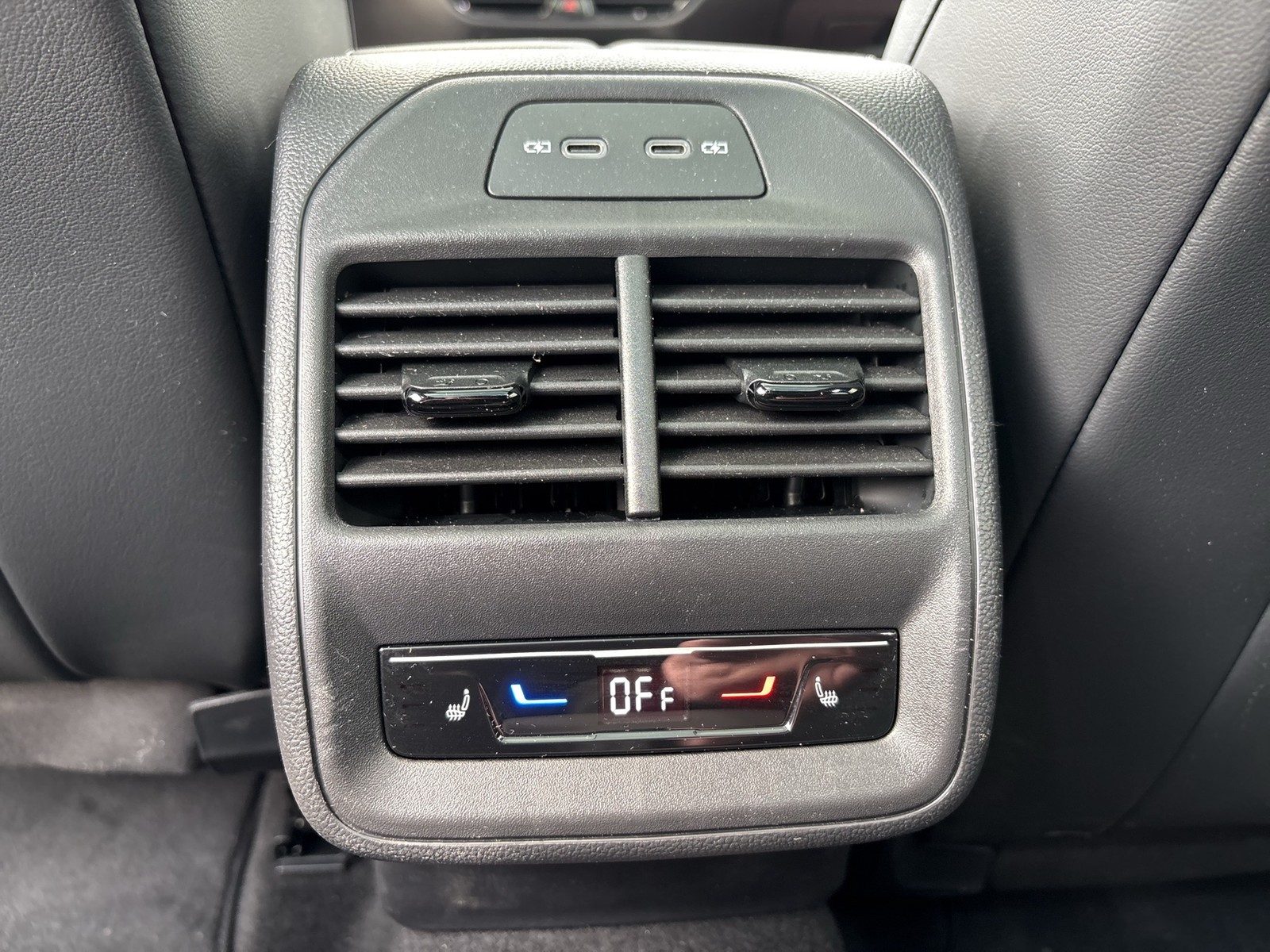 Volkswagen Passat Variant 1.5 HYBRID R-LINE LEDER PANO LM19