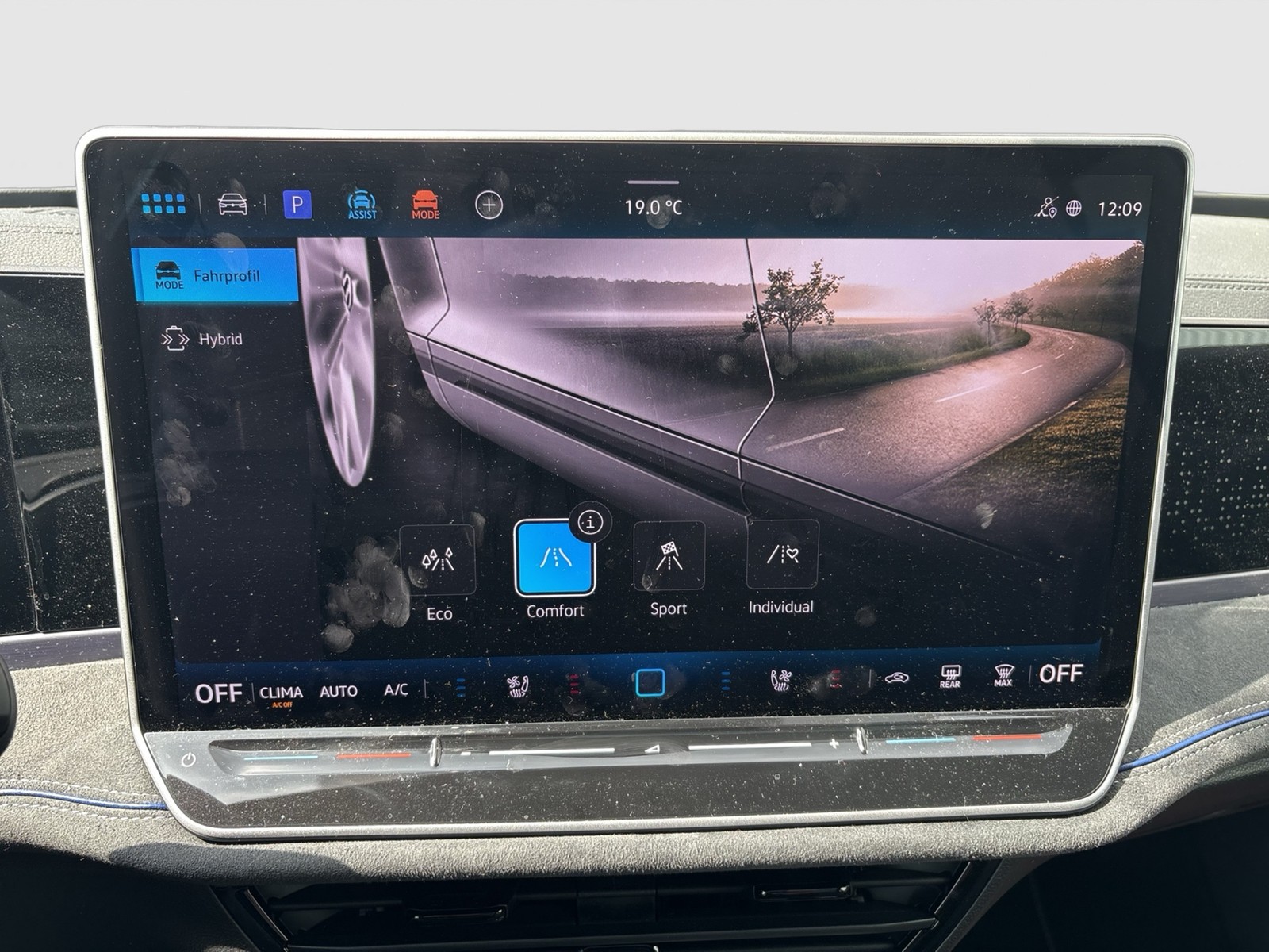 Volkswagen Passat Variant 1.5 HYBRID R-LINE LEDER PANO LM19