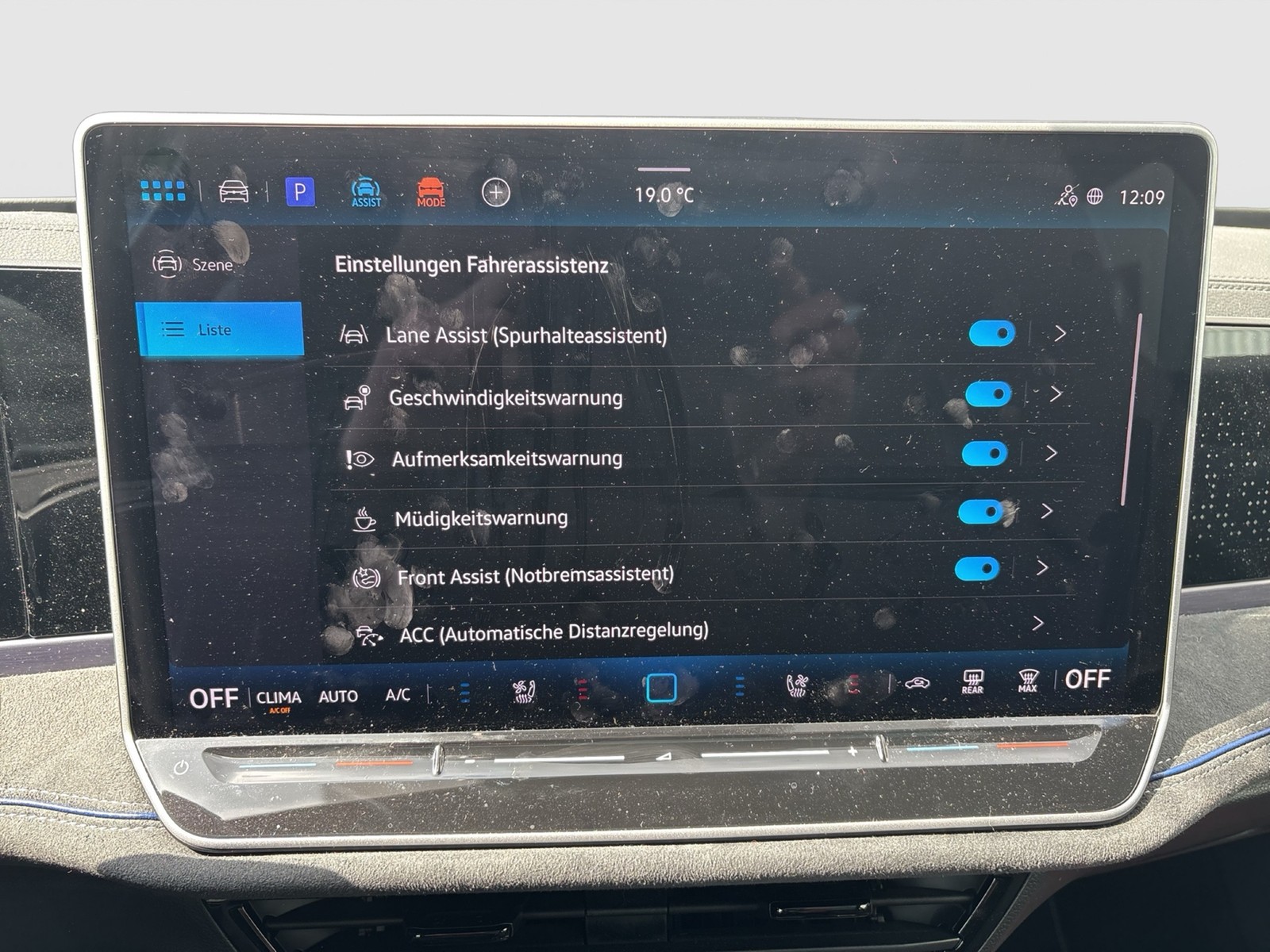 Volkswagen Passat Variant 1.5 HYBRID R-LINE LEDER PANO LM19