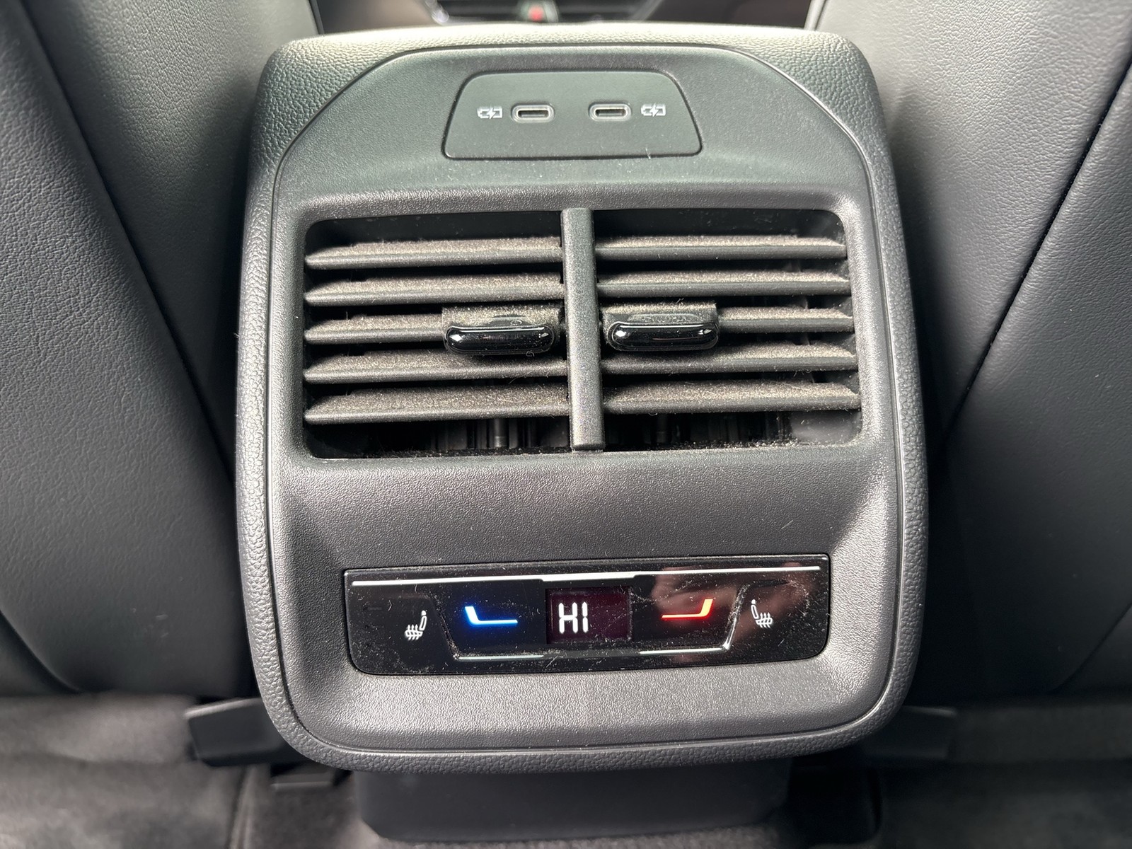 Volkswagen Passat Variant 1.5 HYBRID R-LINE LEDER PANO LM19