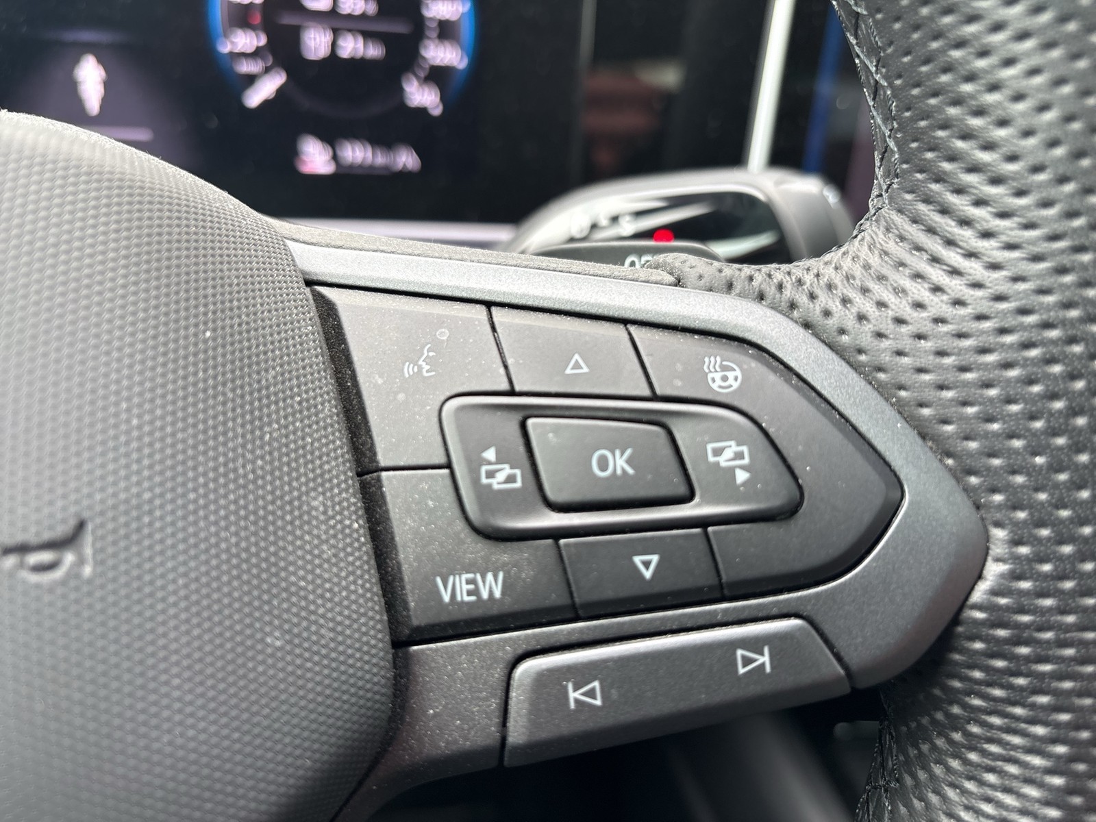 Volkswagen Passat Variant 1.5 HYBRID R-LINE LEDER PANO LM19