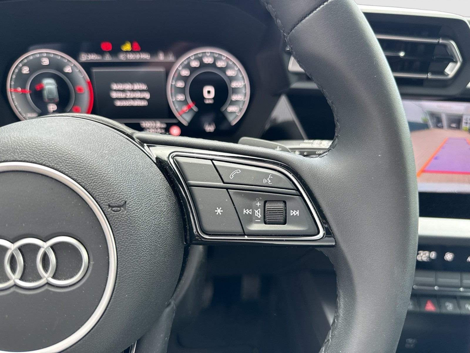 Audi A3 Sportback 35 AHK CAM ACC E-KLAPPE NAVI+ LM17