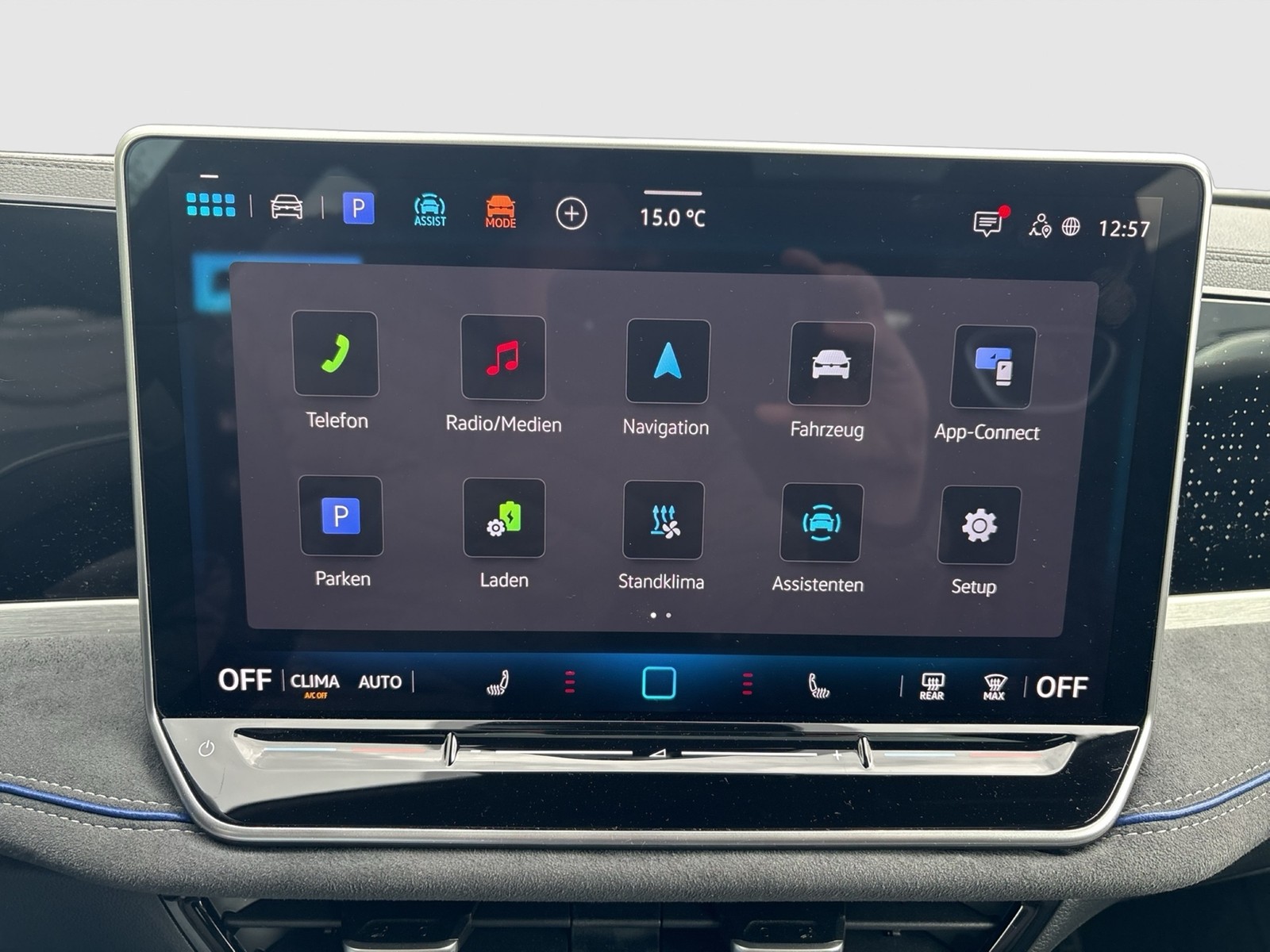Volkswagen Passat Variant 1.5 HYBRID R-LINE BLACKSTYLE PANO