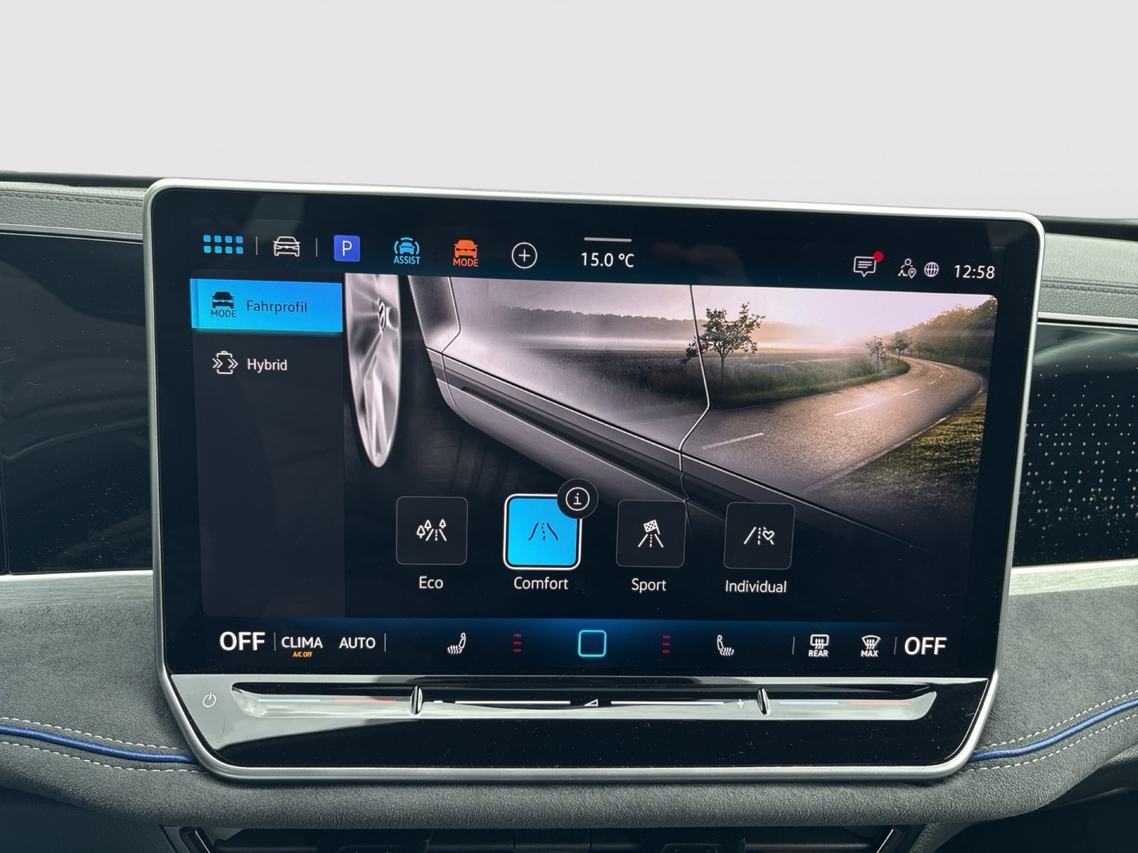 Volkswagen Passat Variant 1.5 HYBRID R-LINE BLACKSTYLE PANO
