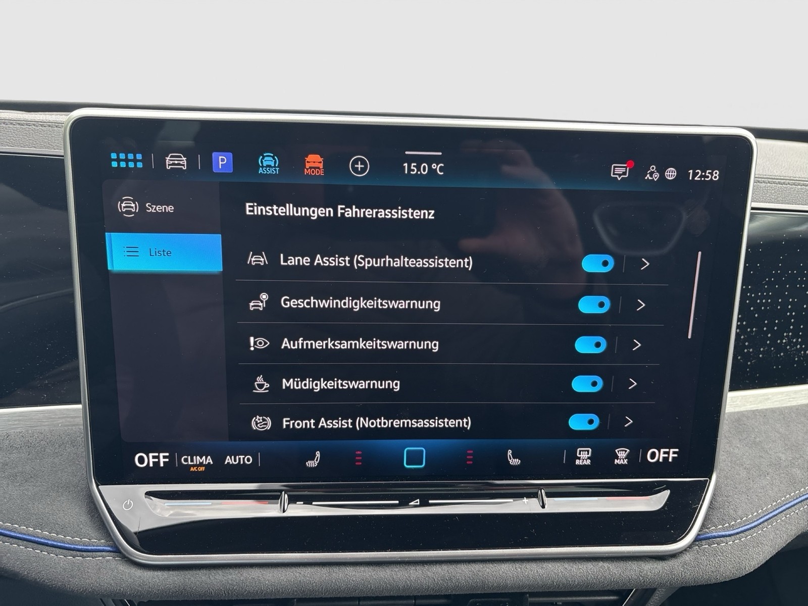 Volkswagen Passat Variant 1.5 HYBRID R-LINE BLACKSTYLE PANO