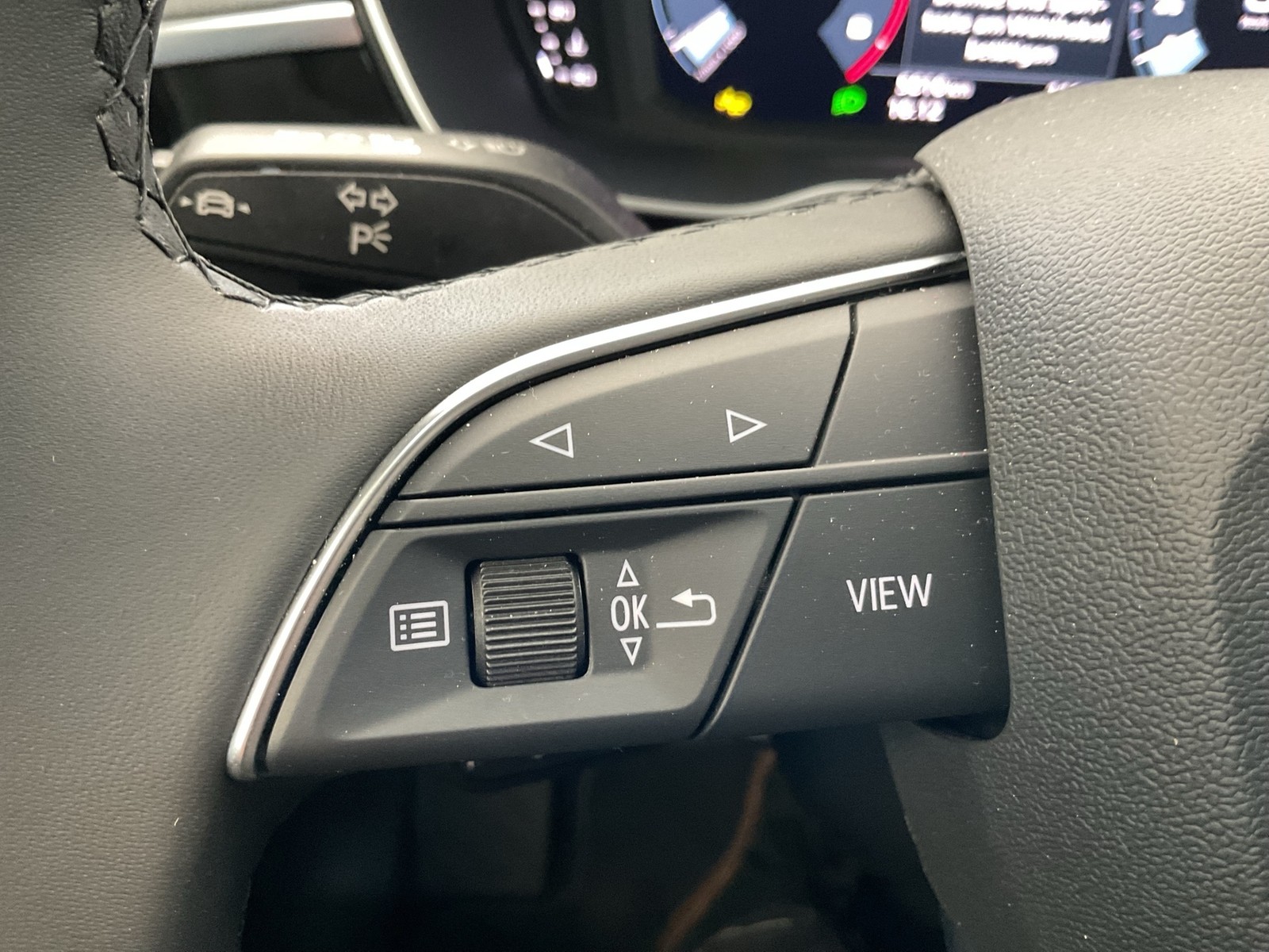 Audi Q3 45 quattro advanced AHK ACC LM19 EKLAPPE NAVI+