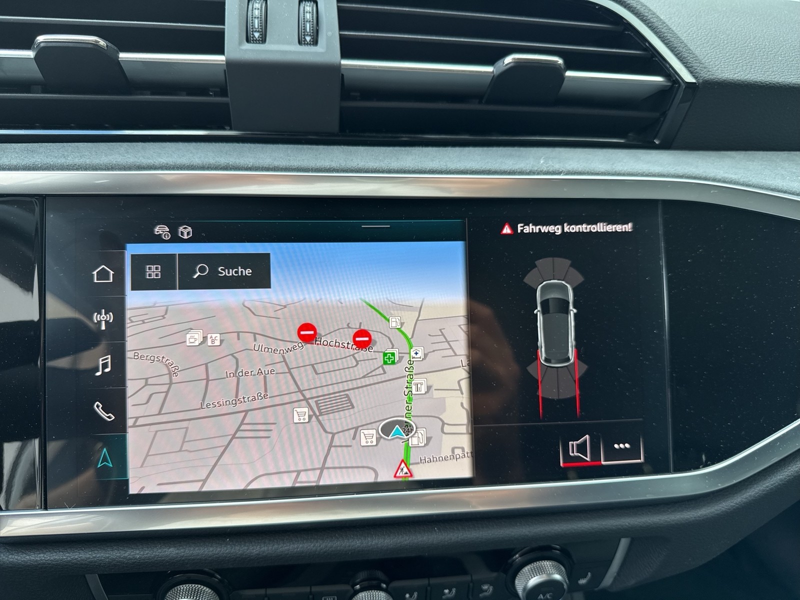 Audi Q3 45 quattro advanced AHK ACC LM19 EKLAPPE NAVI+
