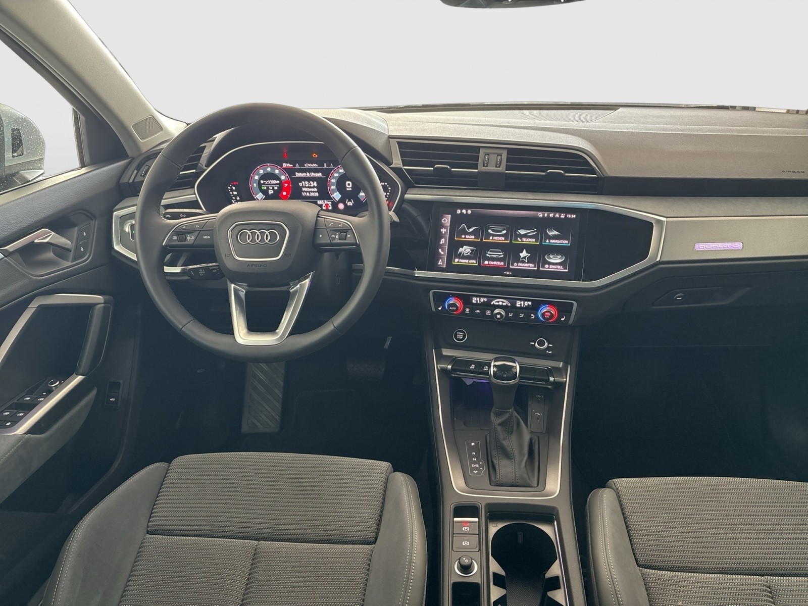 Audi Q3 45 quattro advanced AHK ACC LM19 EKLAPPE NAVI+