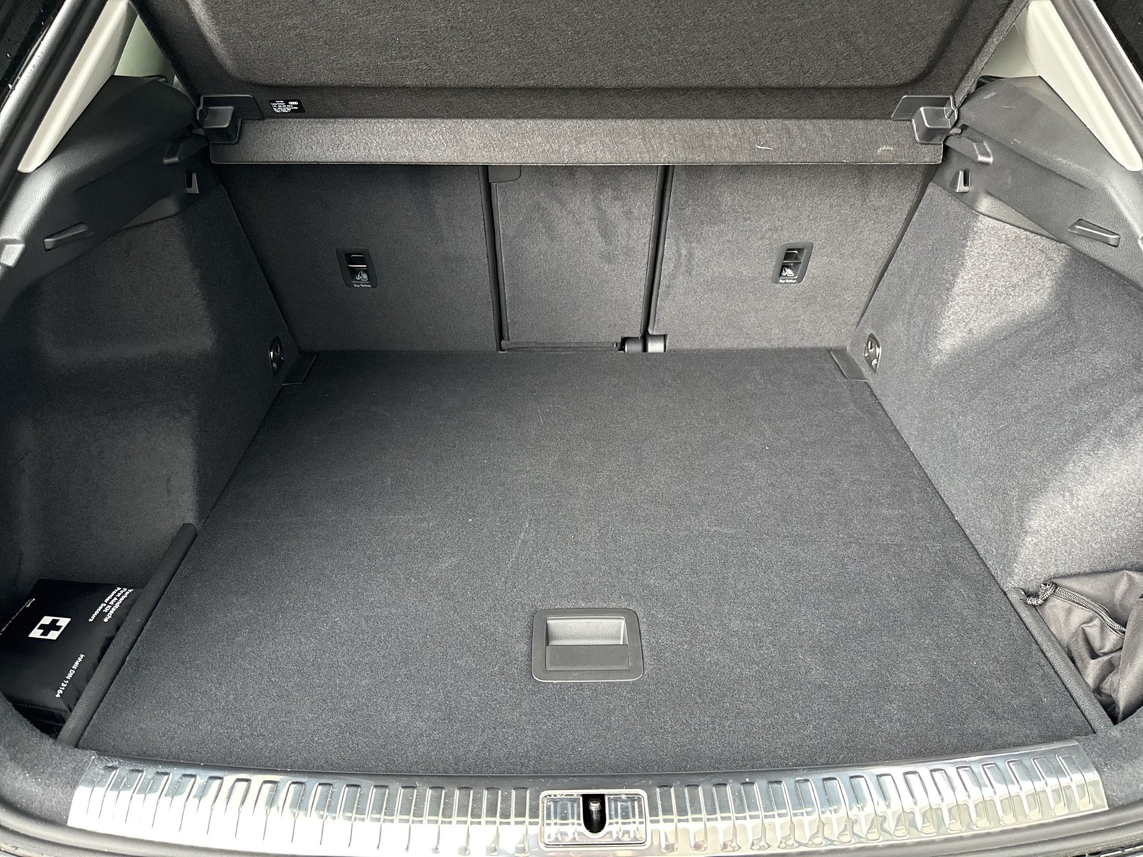 Audi Q3 40 quattro advanced AHK ACC LM19 EKLAPPE NAVI+