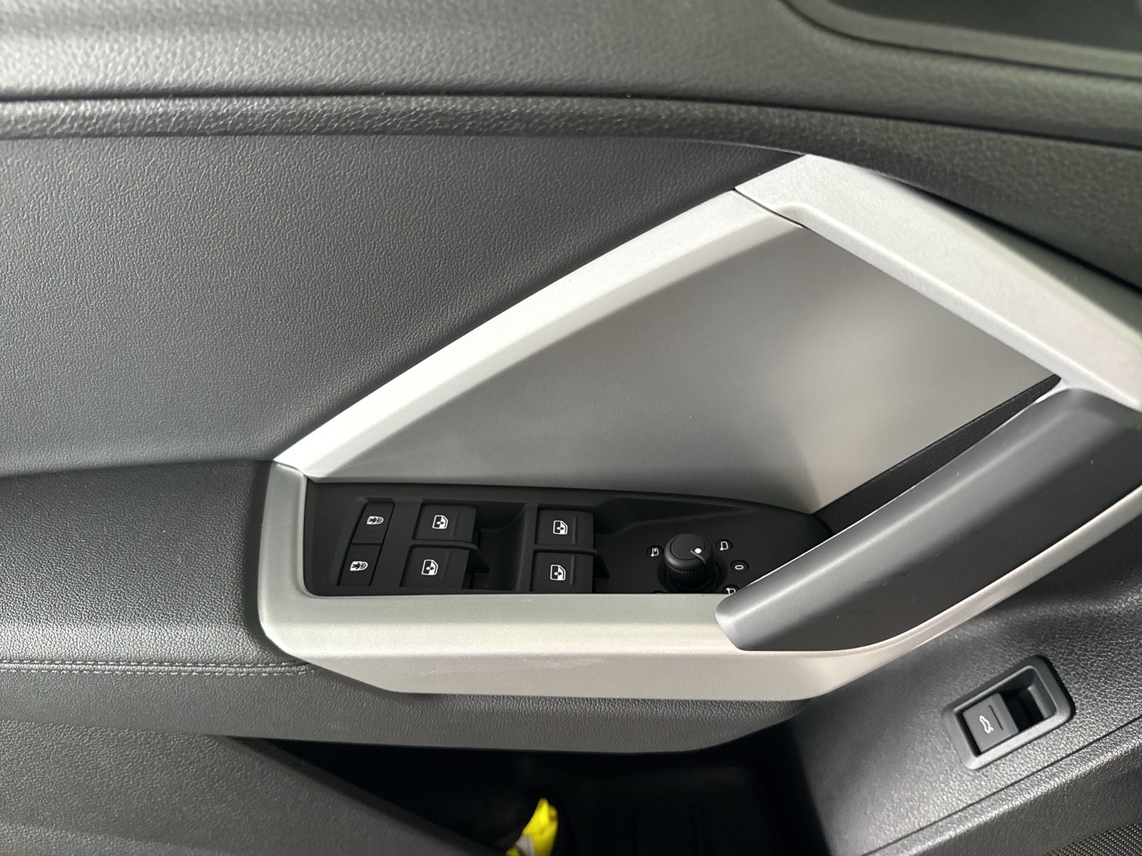 Audi Q3 45 quattro advanced BLACKPAK AHK CAM ACC LM20