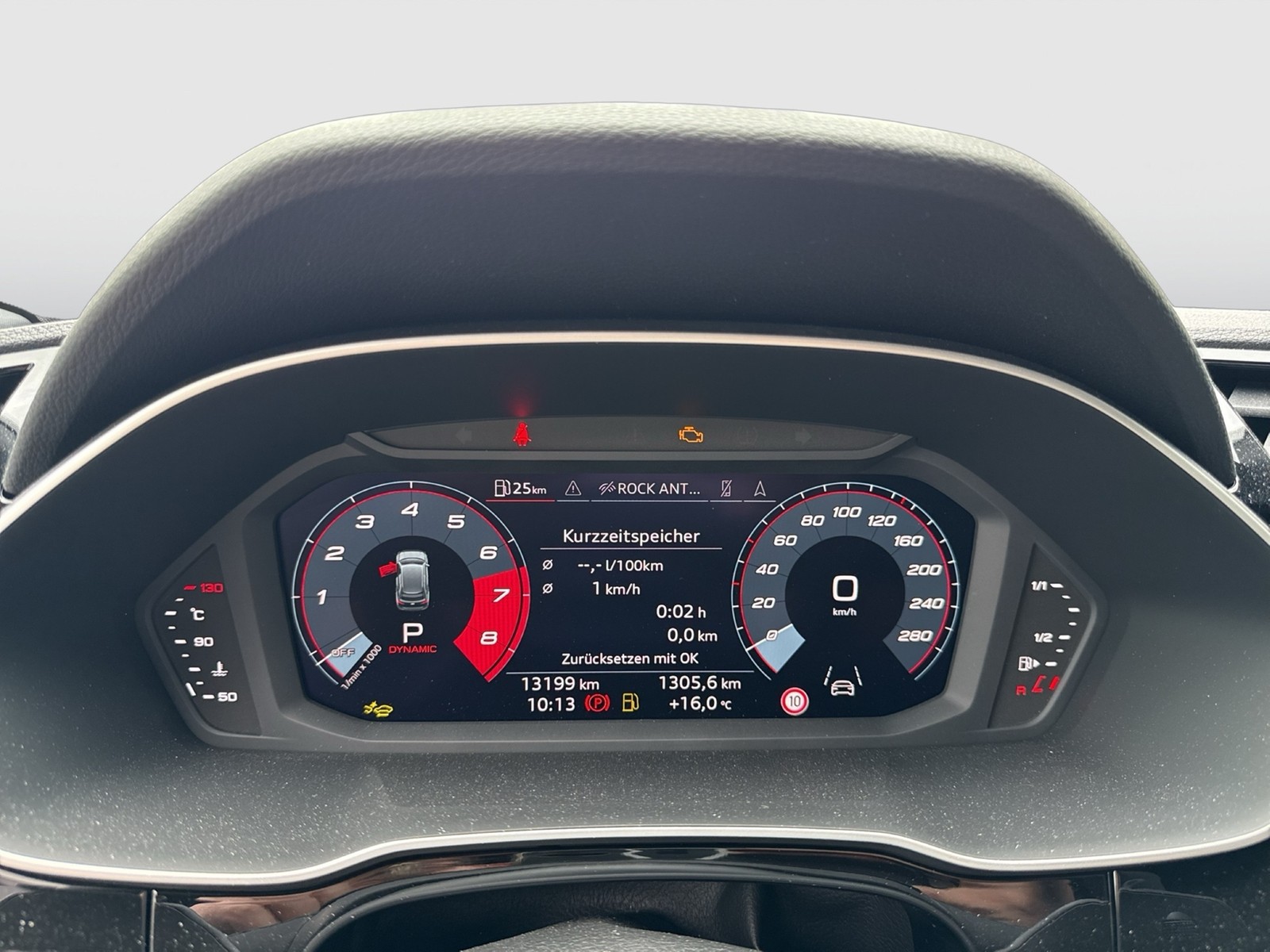 Audi Q3 45 quattro advanced BLACKPAK AHK CAM ACC LM20