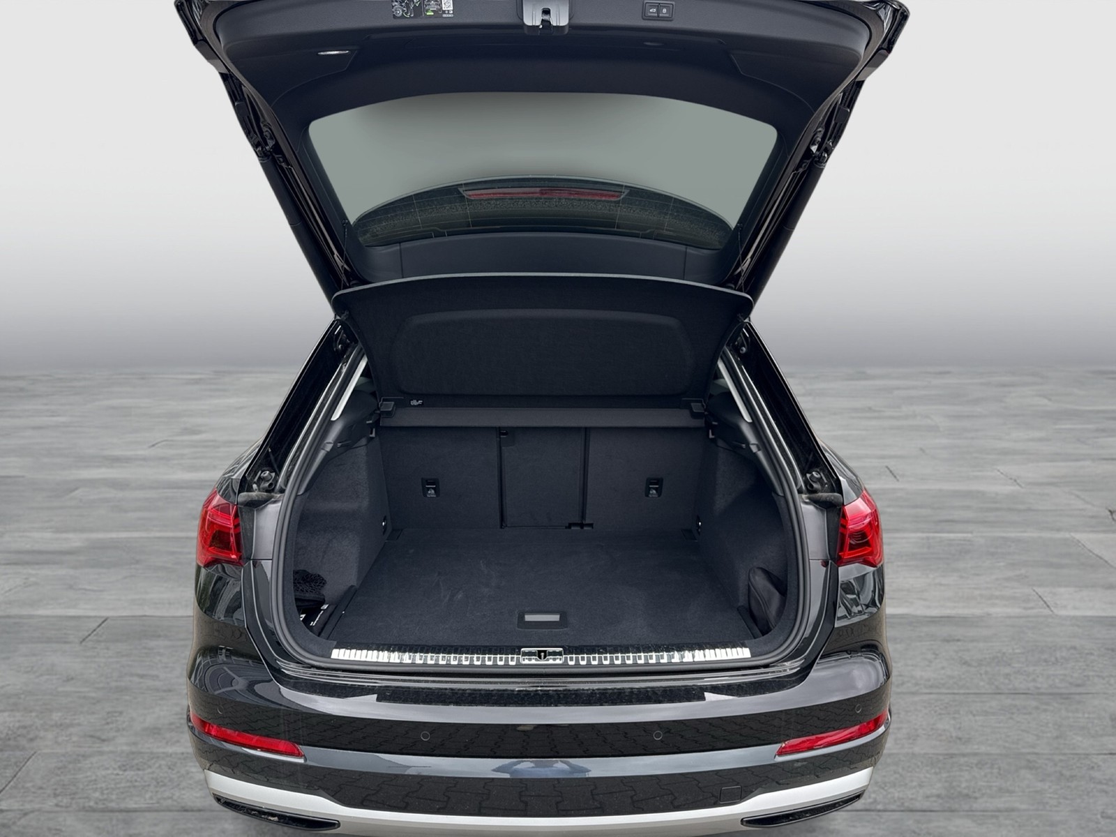Audi Q3 40 quattro advanced STANDHZ. SONOS AHK LM20