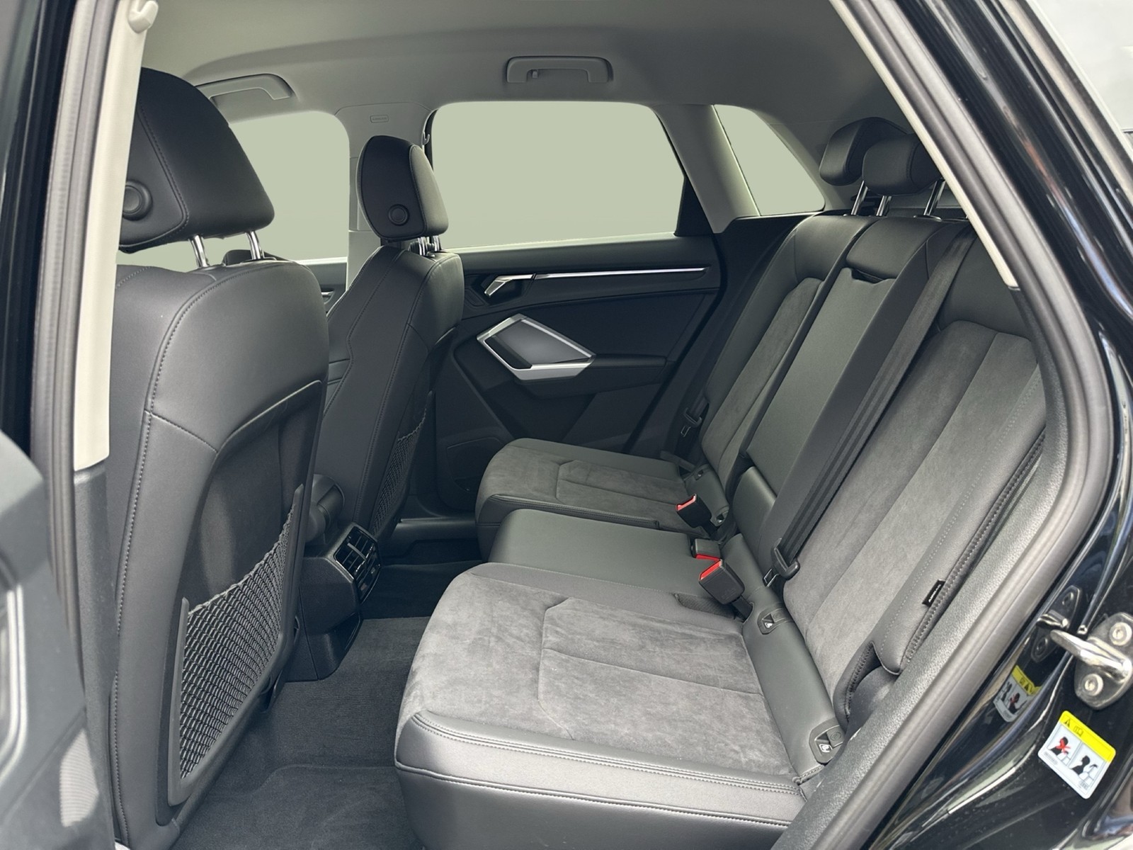 Audi Q3 40 quattro advanced STANDHZ. SONOS AHK LM20