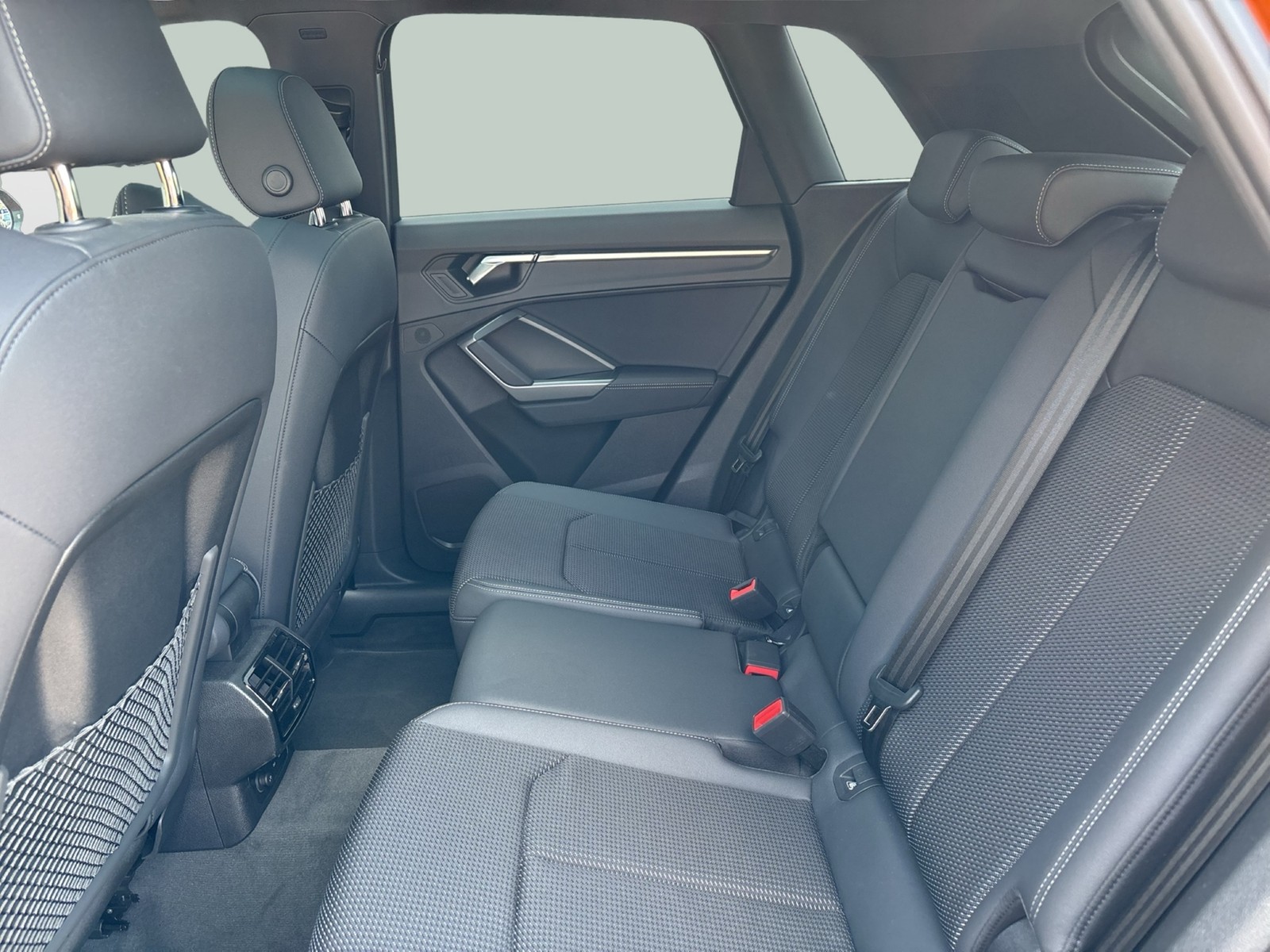 Audi Q3 40 quattro S LINE BLACKPAK PANO AHK CAM LM19