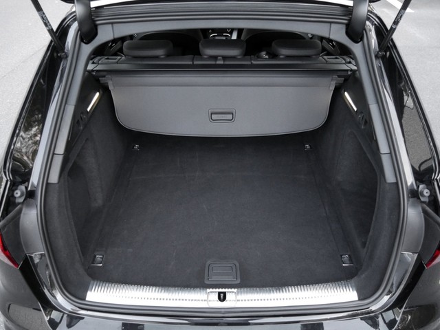 Audi A4 Avant 40 quattro S LINE BLACKPAK CAM ACC LM18