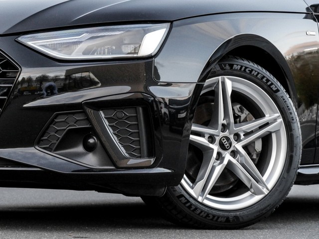 Audi A4 Avant 40 quattro S LINE BLACKPAK CAM ACC LM18