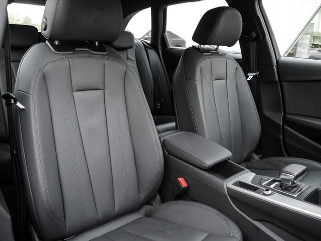Audi A4 Avant 40 quattro S LINE BLACKPAK CAM ACC LM18