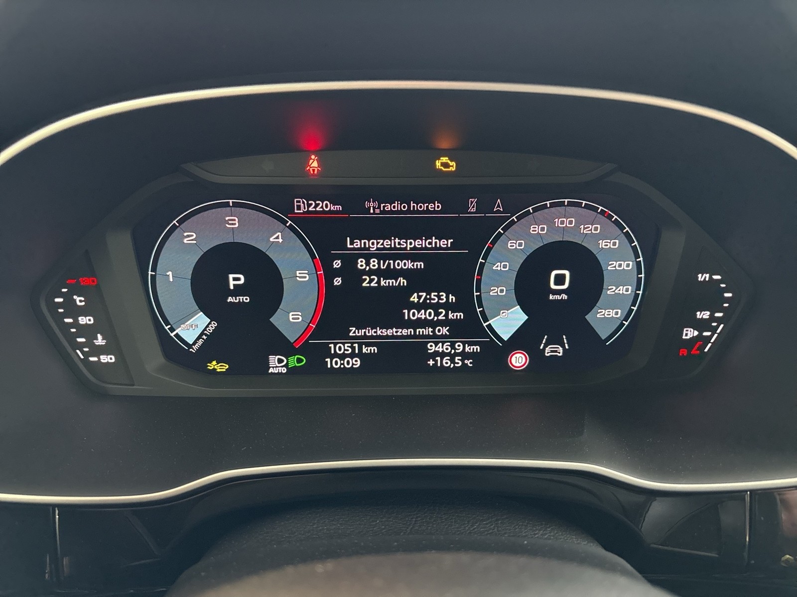 Audi Q3 40 quattro AHK ACC LM19 E-KLAPPE NAVI+ SITZHZ