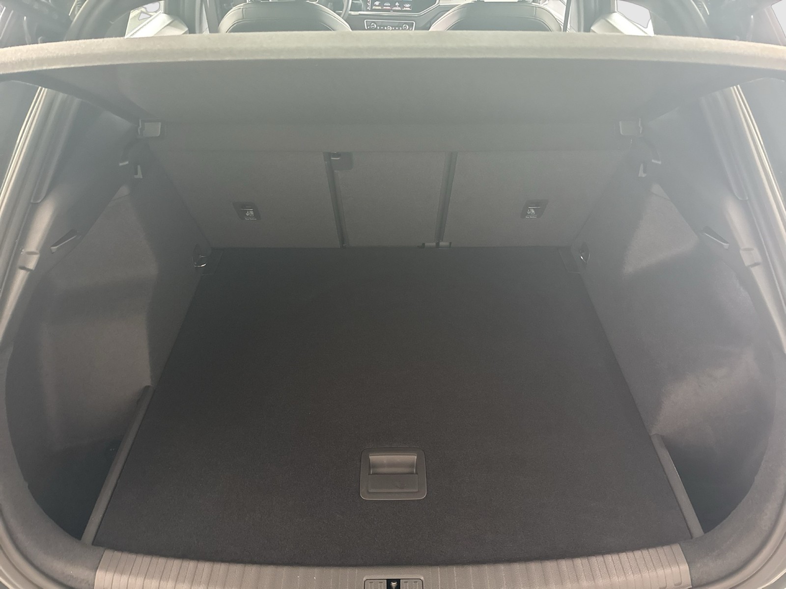 Audi Q3 40 quattro AHK ACC LM19 E-KLAPPE NAVI+ SITZHZ