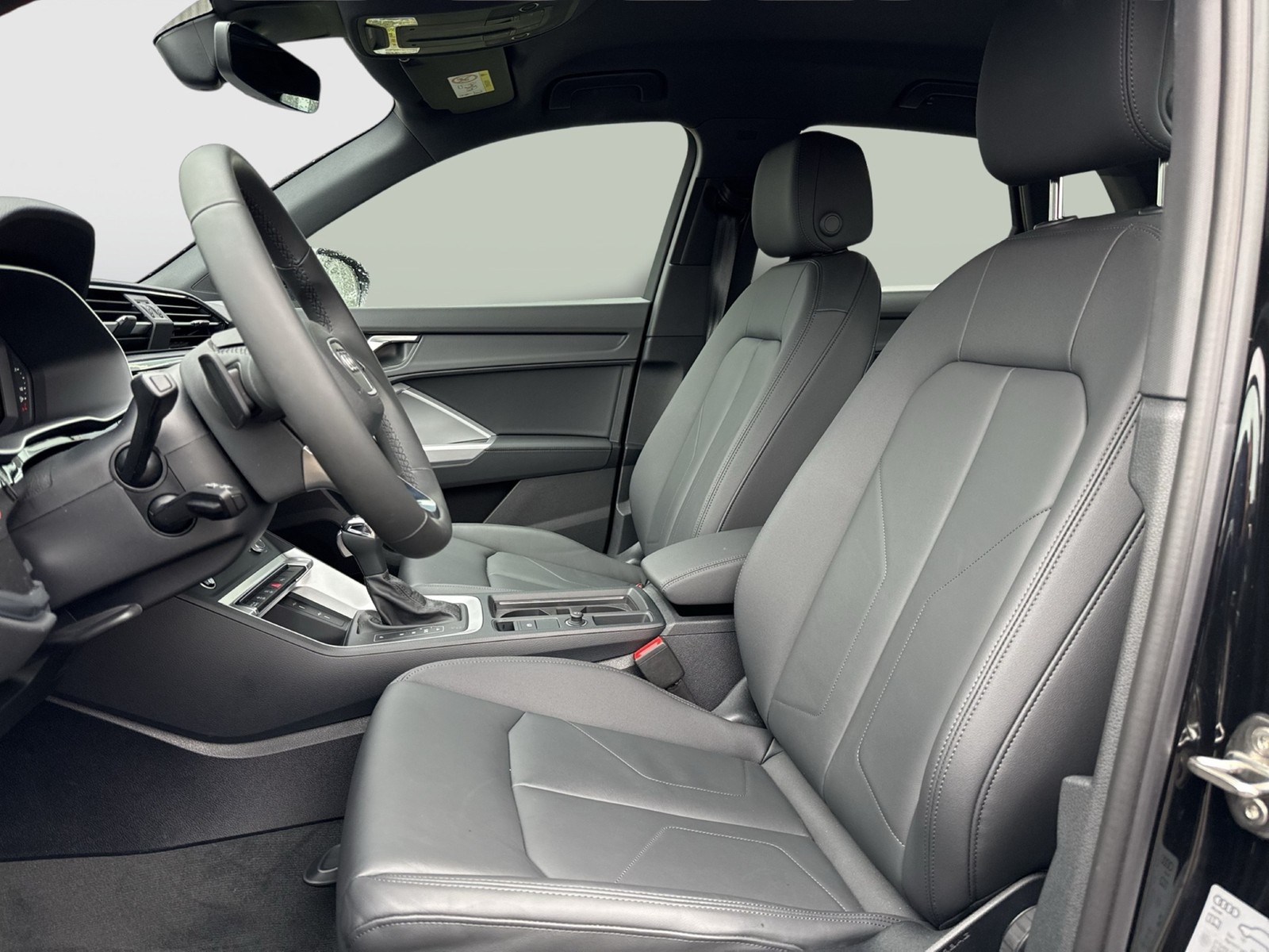Audi Q3 40 quattro AHK ACC LM19 E-KLAPPE NAVI+ SITZHZ