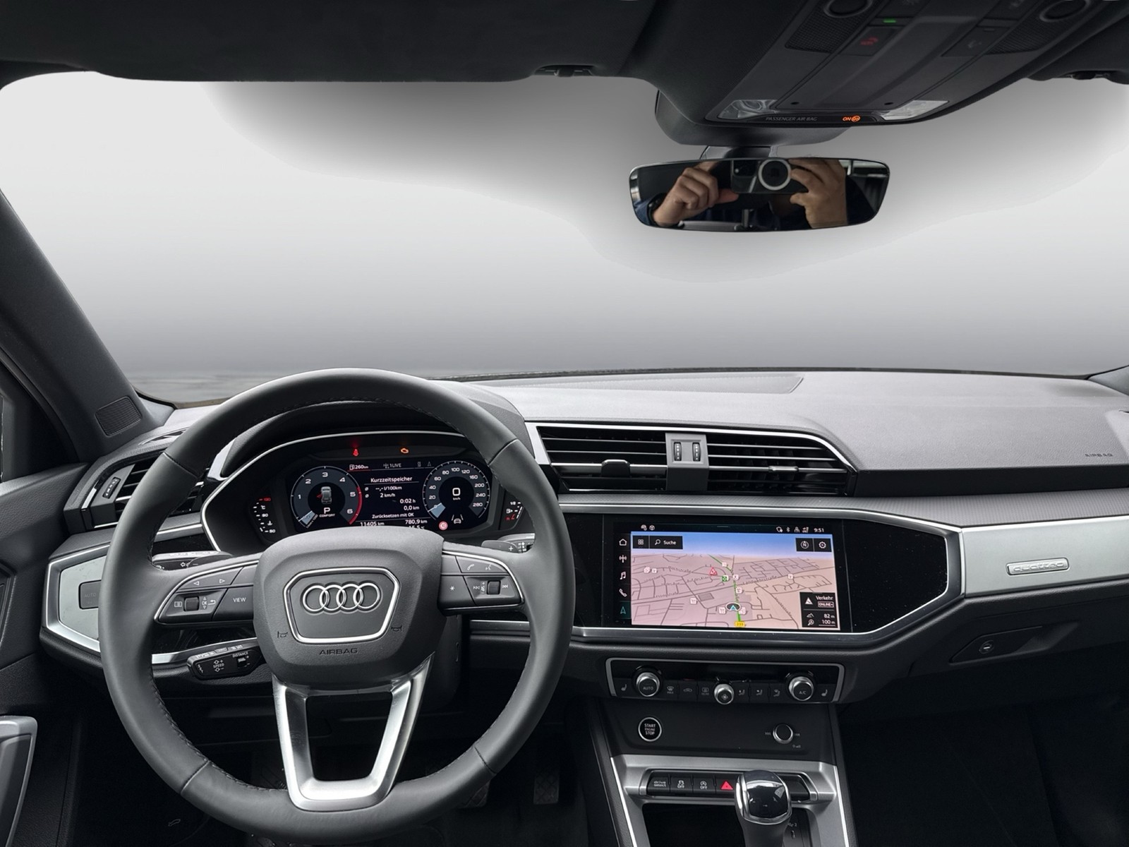 Audi Q3 40 quattro AHK ACC LM19 E-KLAPPE NAVI+ SITZHZ
