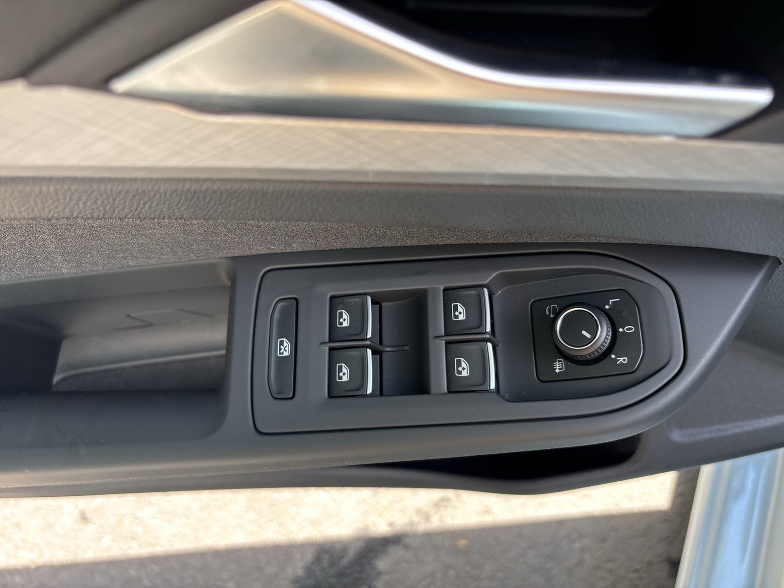 Volkswagen Golf Variant VIII 1.5 LIFE CAM ACC CARPLAY ALU