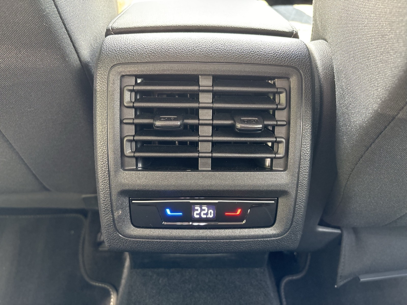 Volkswagen Golf Variant VIII 1.5 LIFE CAM ACC CARPLAY ALU