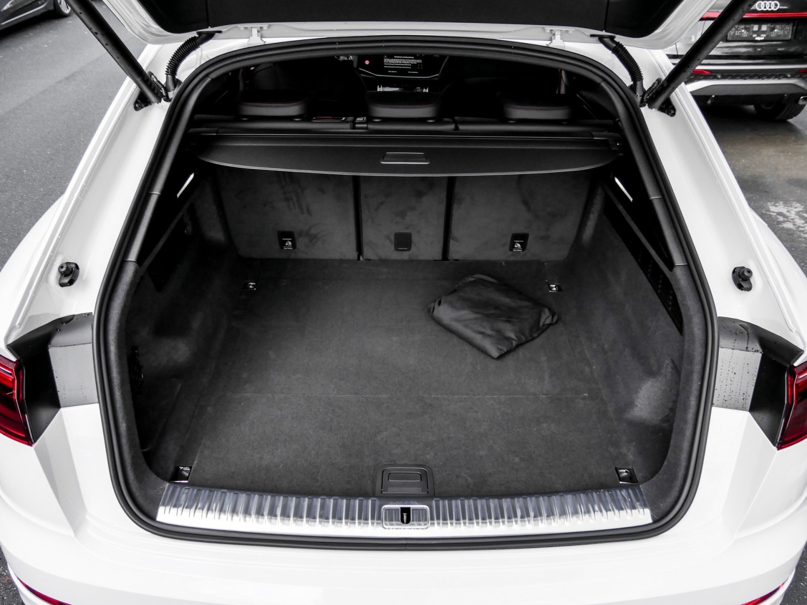 Audi Q8 TDI S LINE AHK PANO B&O ALLRADLENKUNG LM23