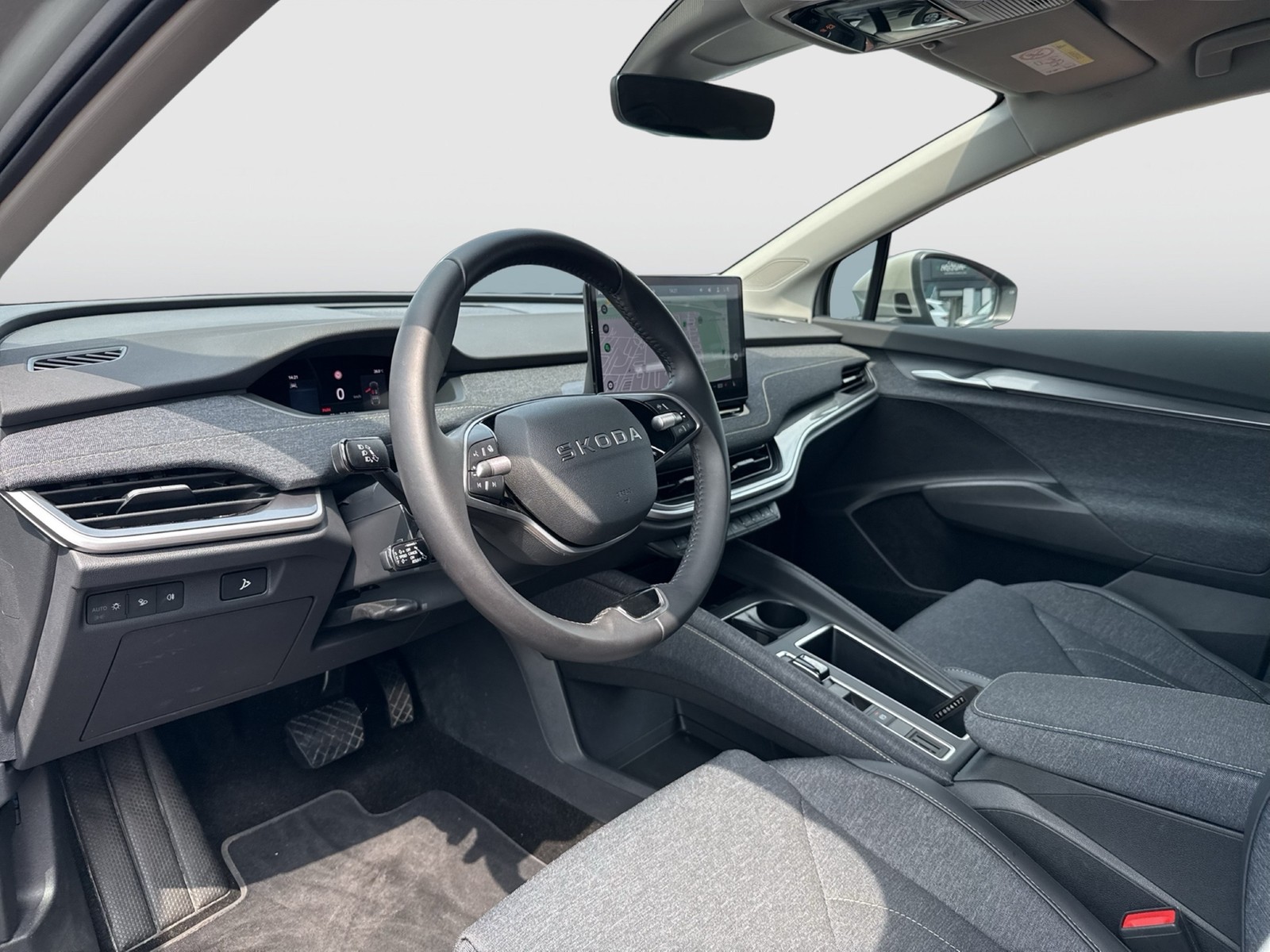 Skoda Elroq 85 LOFT WÄRMEPUMPE AHK CAM ACC LM20 MATRIX